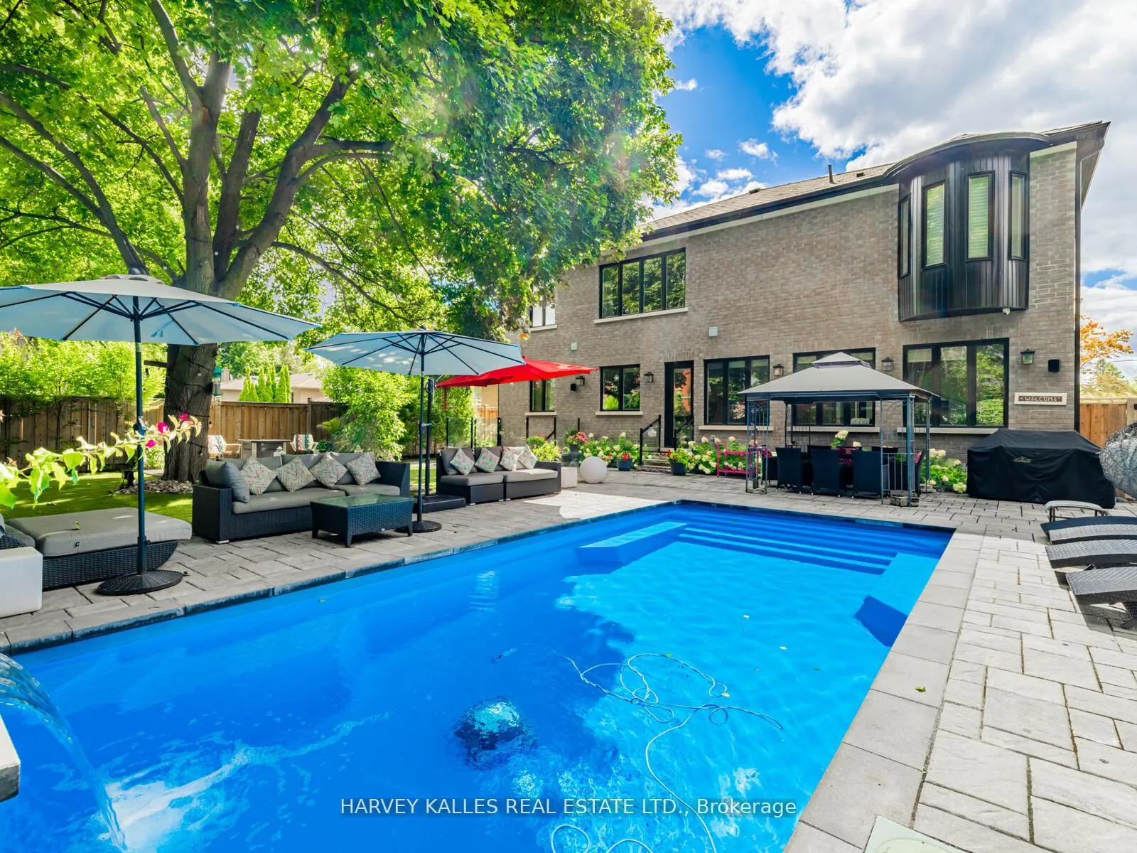 Photo 45 of 10 Malaren Road, Vaughan, Maple — HOMEH