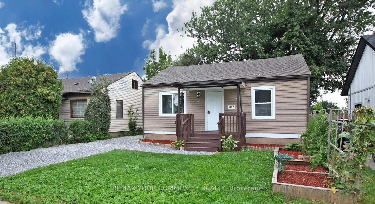Front of 6159 Churchill Street