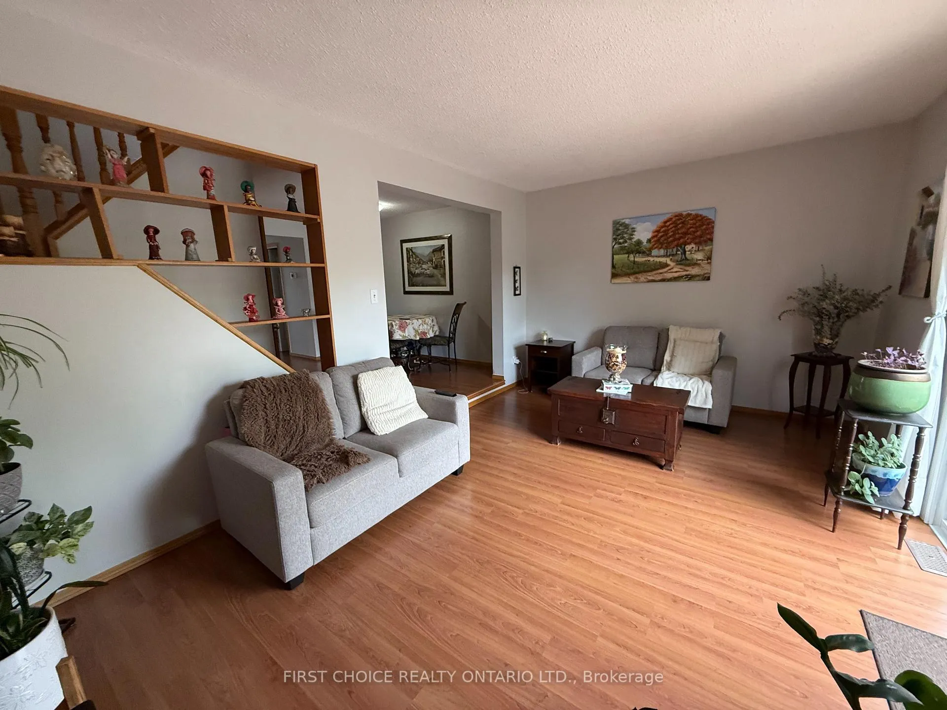Photo 6 of Unit 13, 6463 Colony Square, Ottawa, Convent Glen North — HOMEH