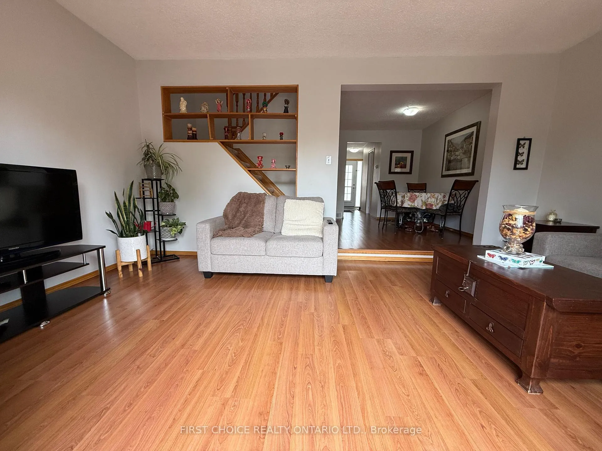 Photo 22 of Unit 13, 6463 Colony Square, Ottawa, Convent Glen North — HOMEH