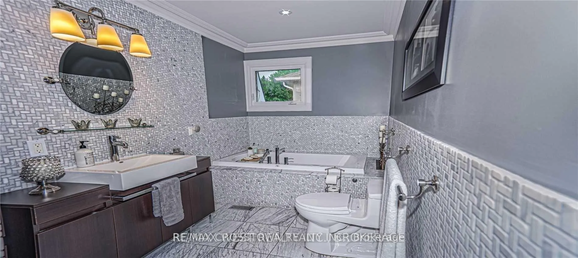 Photo 9 of 147 Ellis Avenue, King, Nobleton — HOMEH