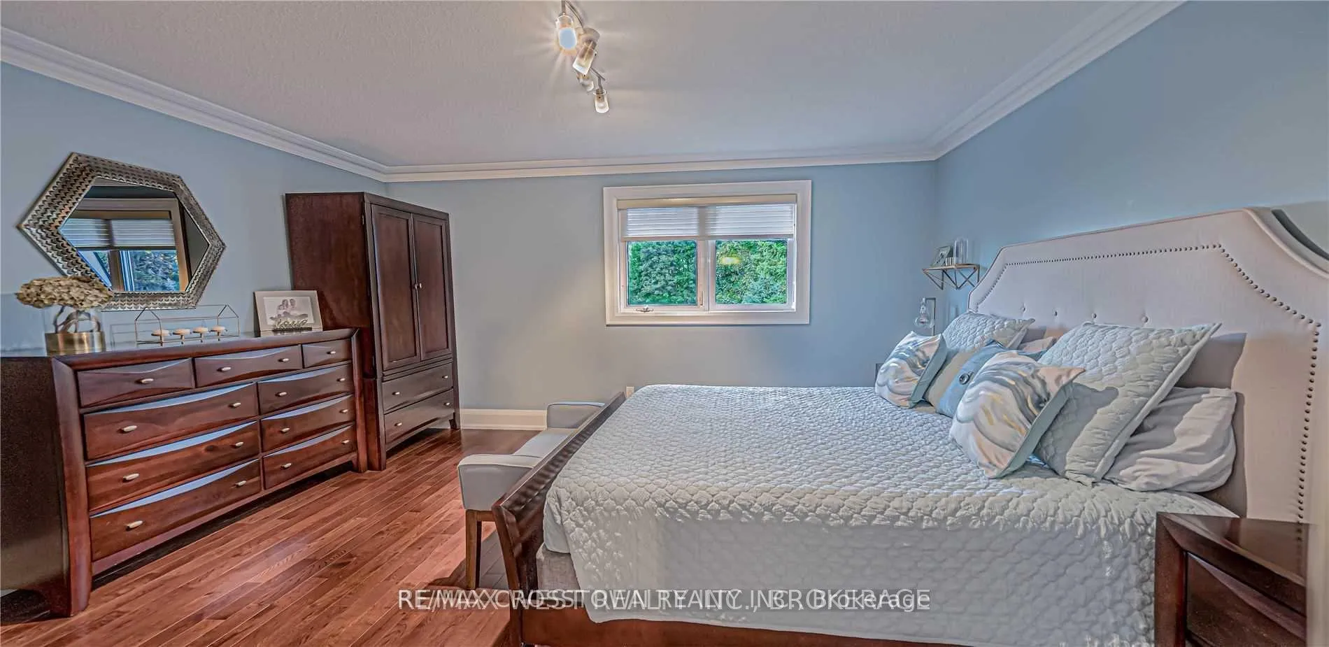 Photo 12 of 147 Ellis Avenue, King, Nobleton — HOMEH