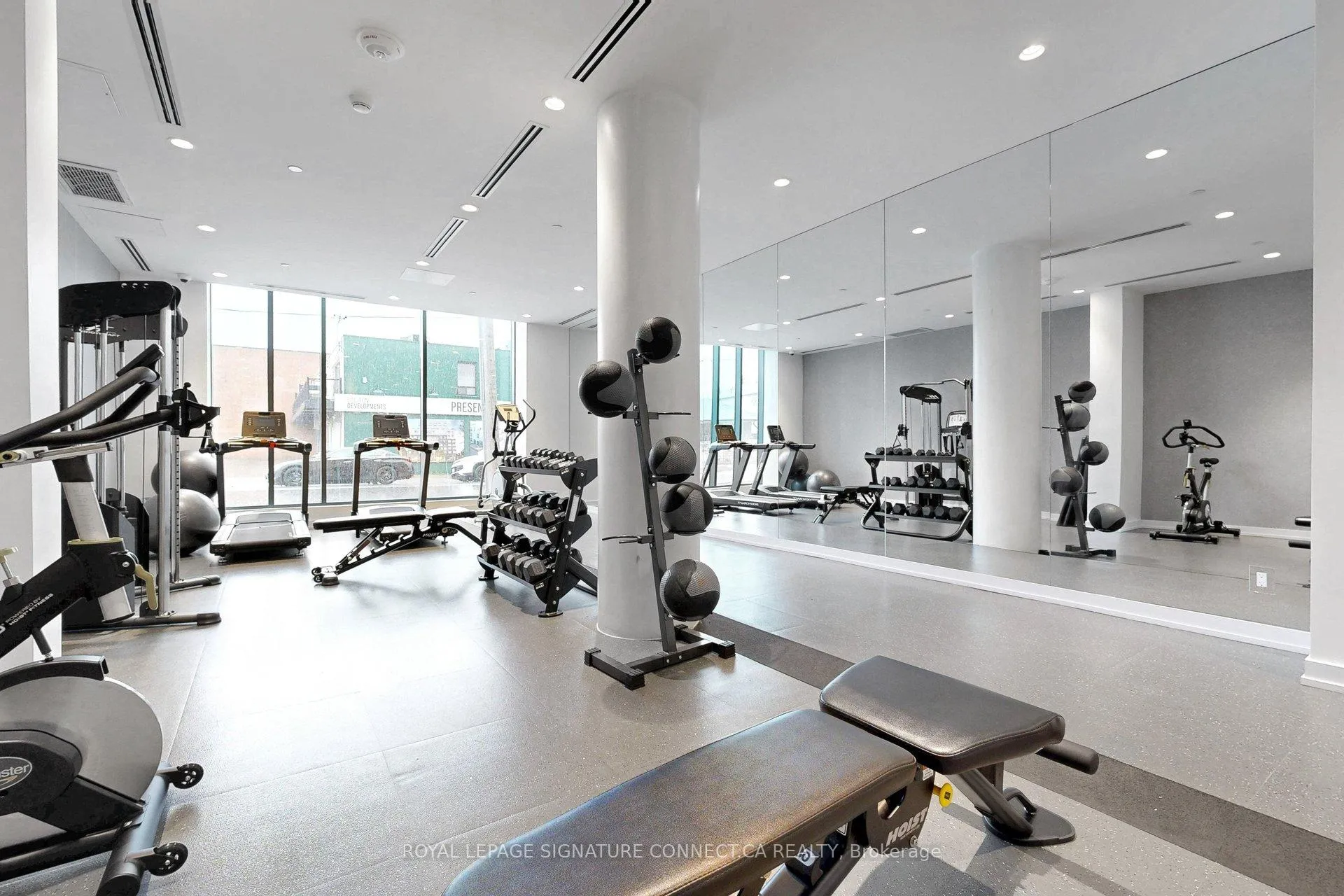 Photo 18 of Unit 208, 6 Chartwell Road, Etobicoke, Stonegate-Queensway — HOMEH
