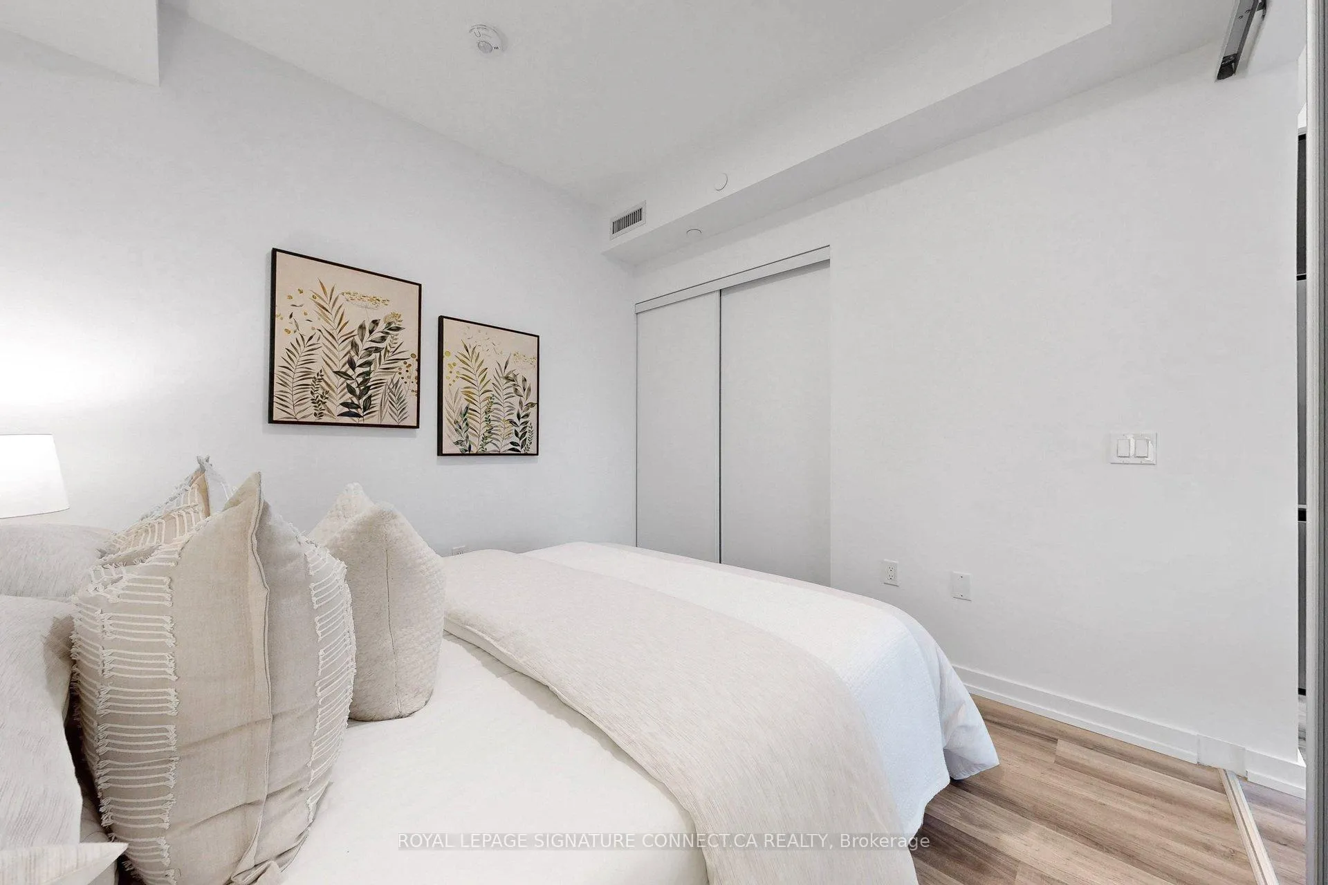 Photo 24 of Unit 208, 6 Chartwell Road, Etobicoke, Stonegate-Queensway — HOMEH