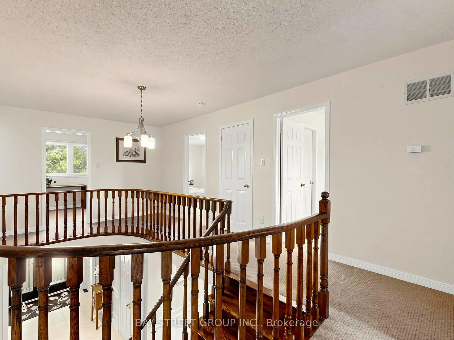 Photo 17 of 46 Valleyview Road, Markham, Thornlea — HOMEH