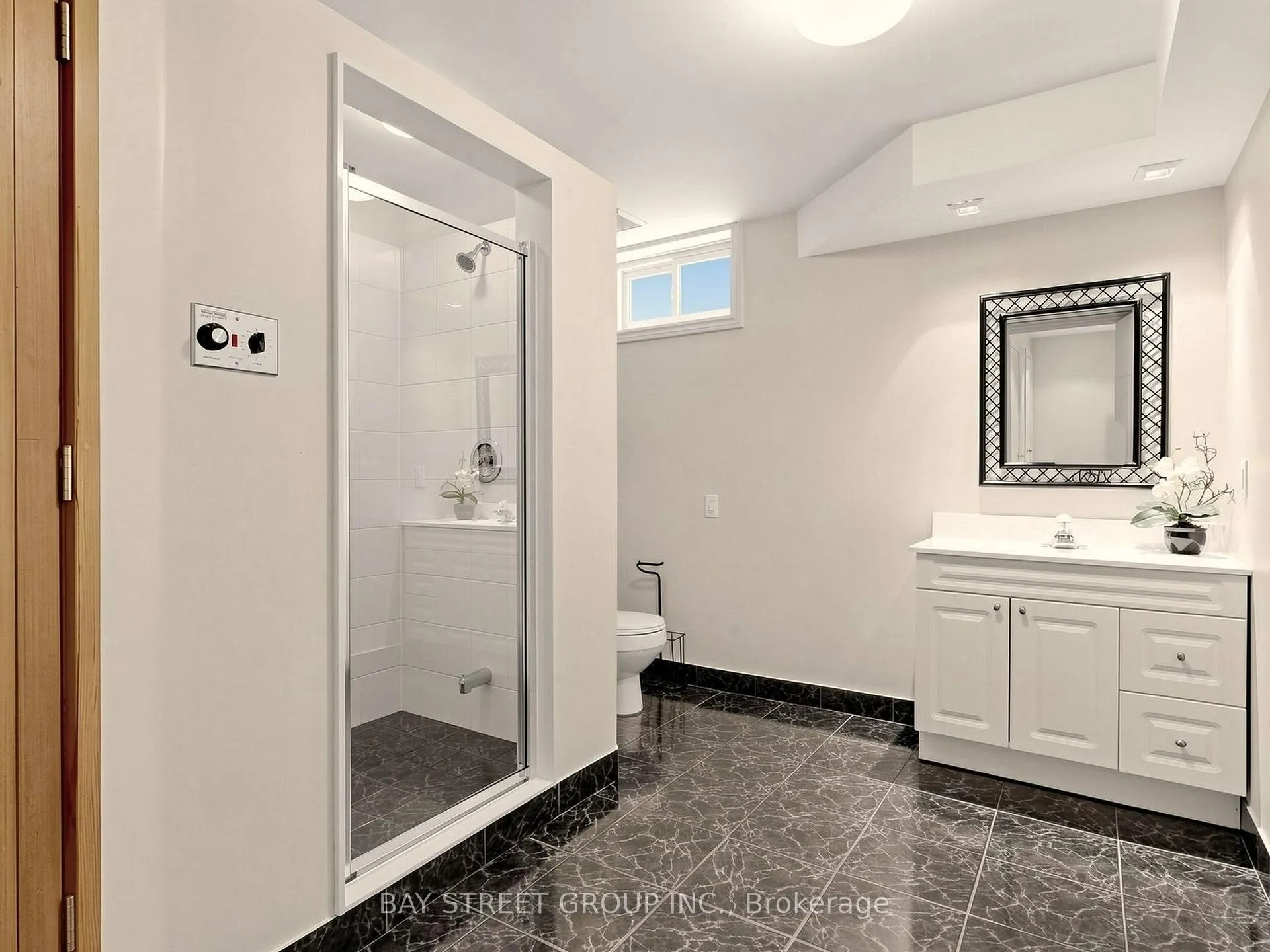Photo 33 of 46 Valleyview Road, Markham, Thornlea — HOMEH