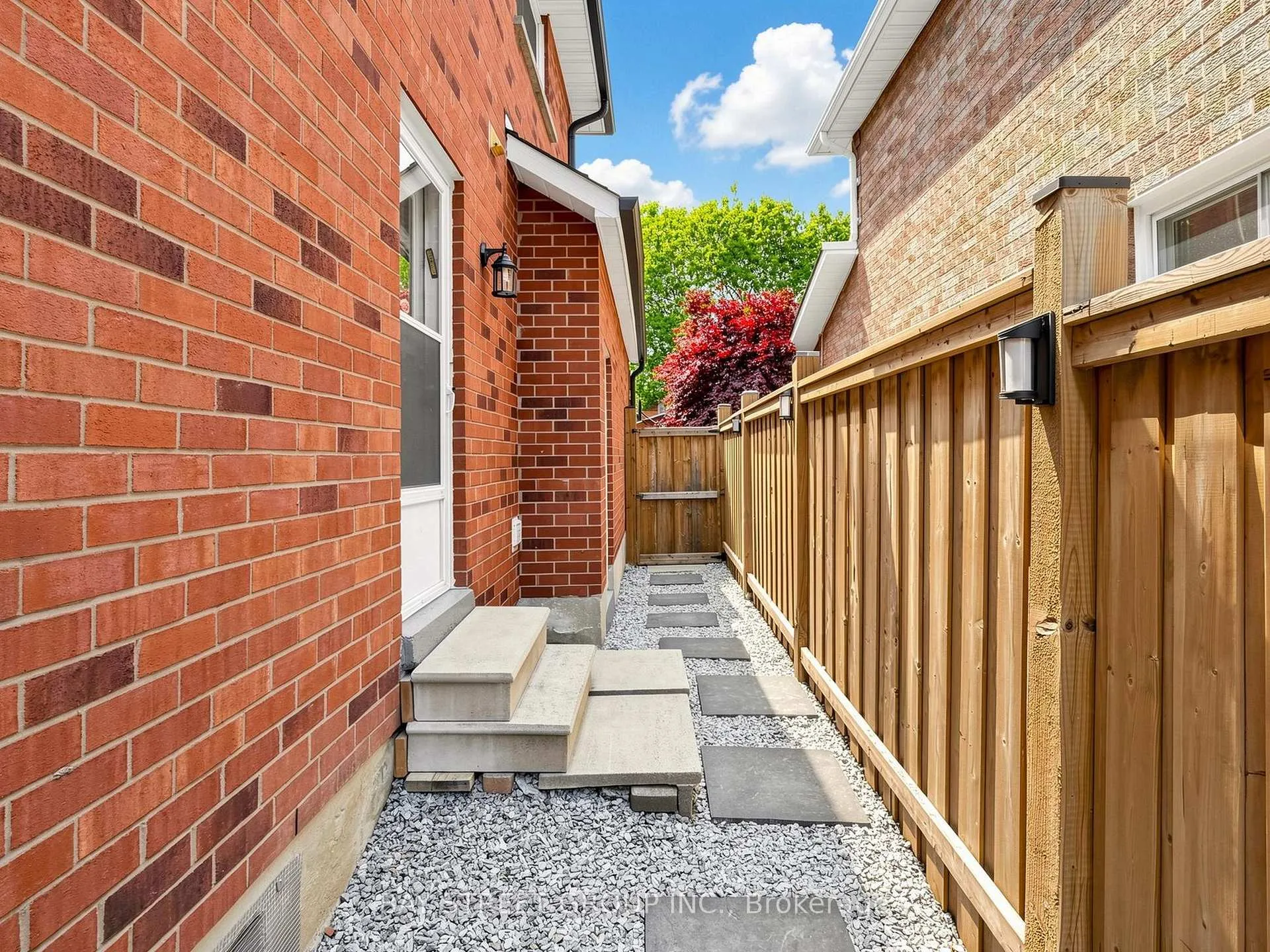 Photo 36 of 46 Valleyview Road, Markham, Thornlea — HOMEH