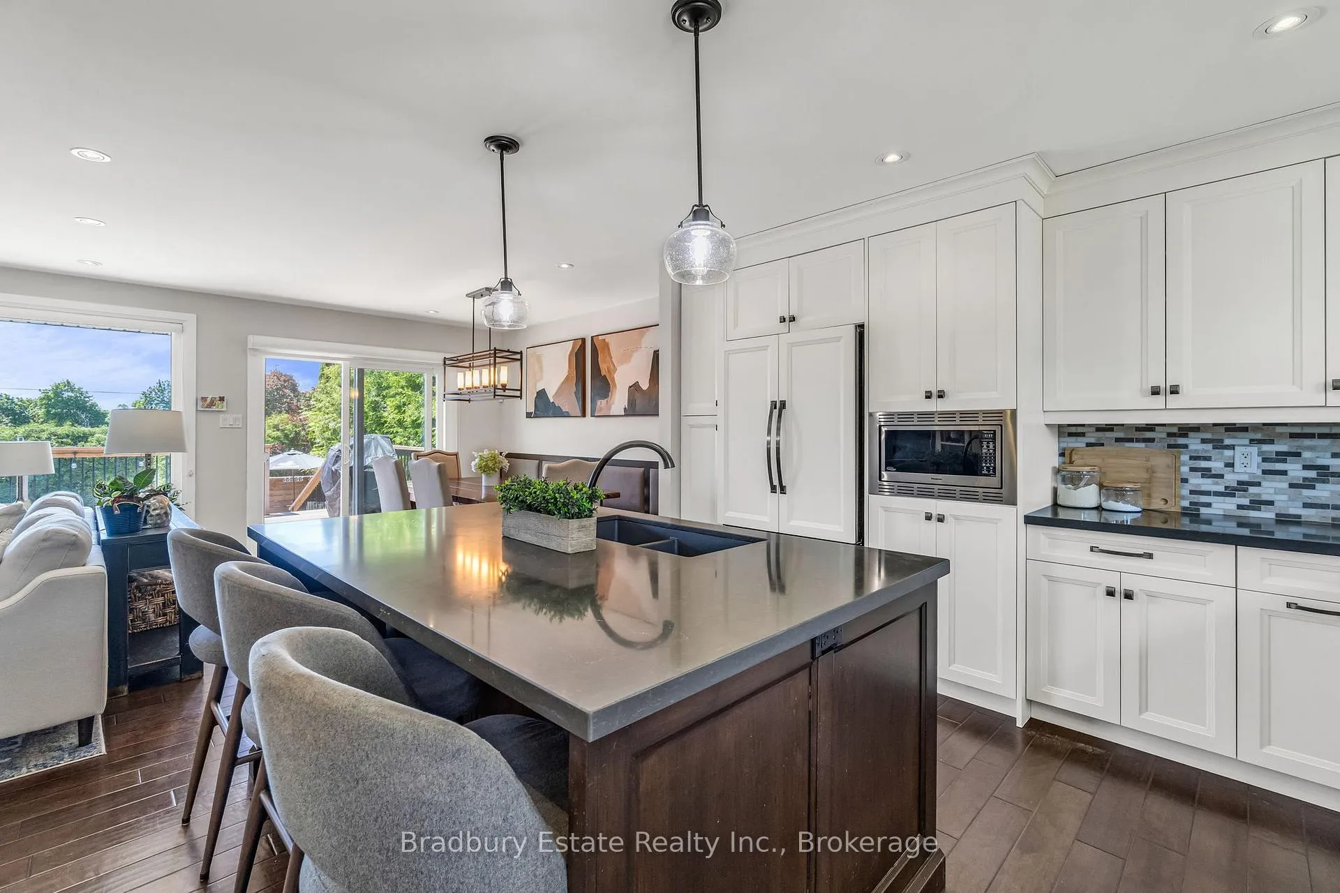 Photo 10 of 498 Wicklow Road, Burlington, Shoreacres — HOMEH