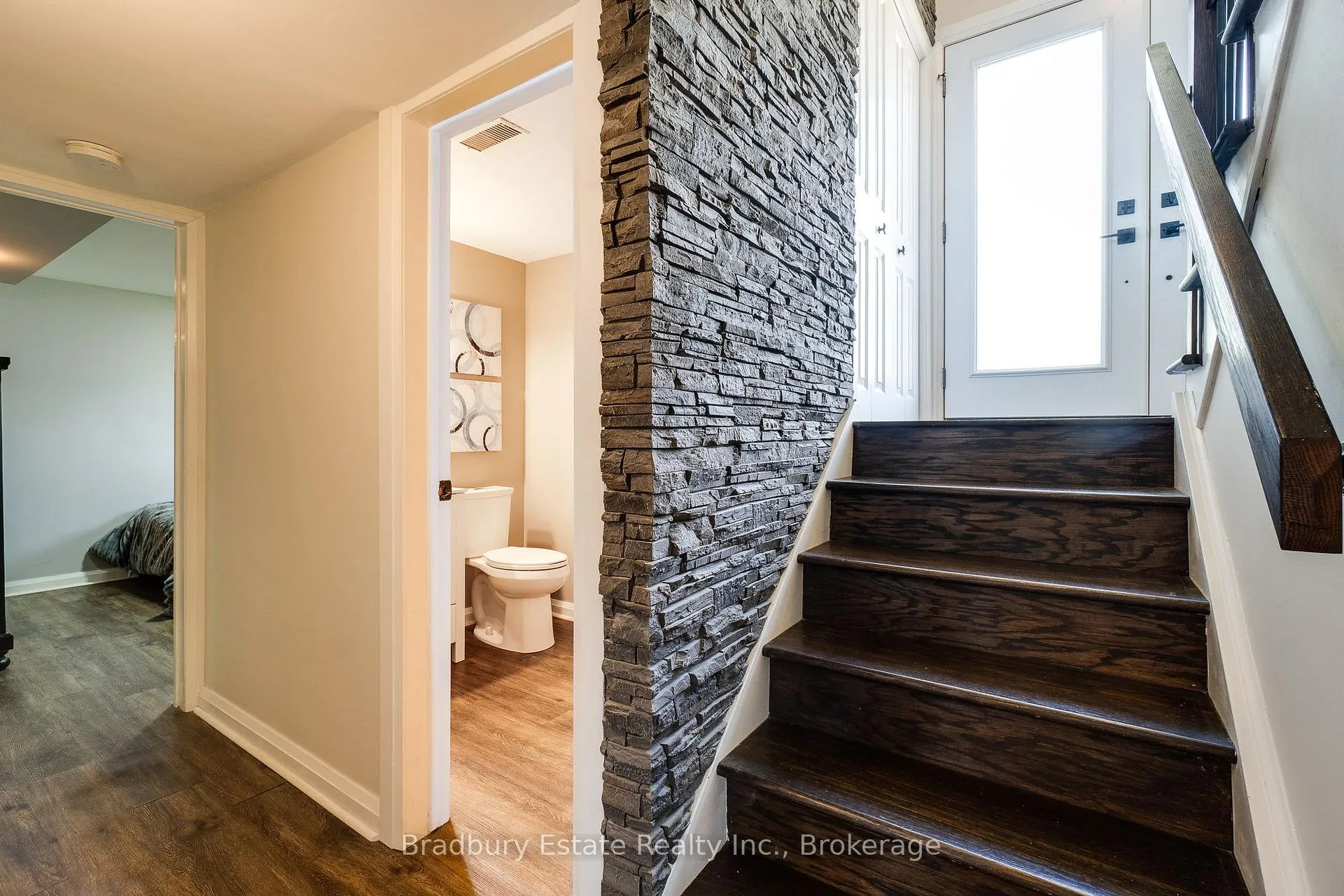 Photo 20 of 498 Wicklow Road, Burlington, Shoreacres — HOMEH