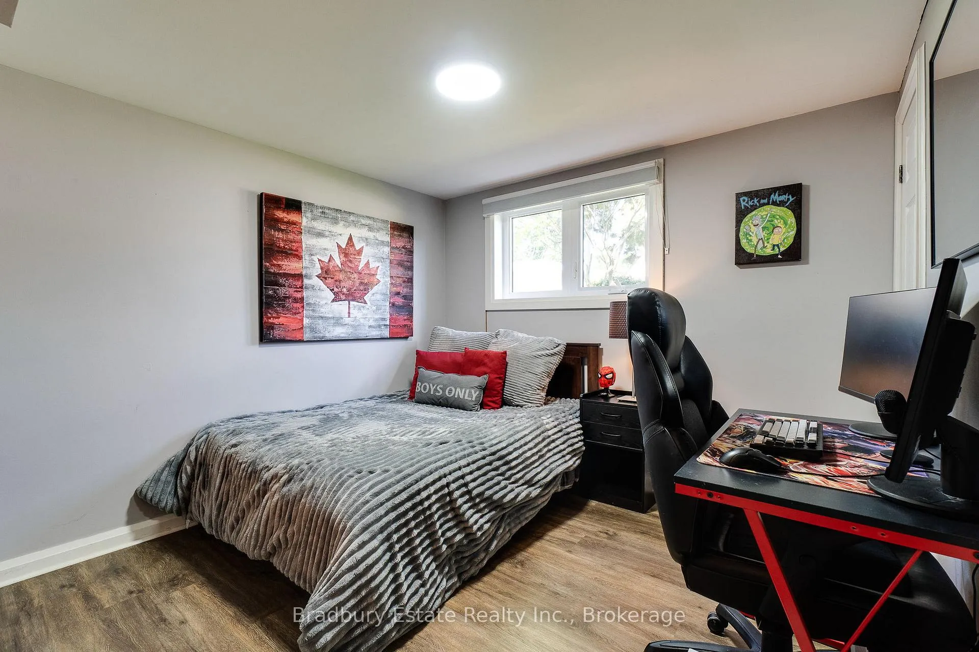 Photo 26 of 498 Wicklow Road, Burlington, Shoreacres — HOMEH