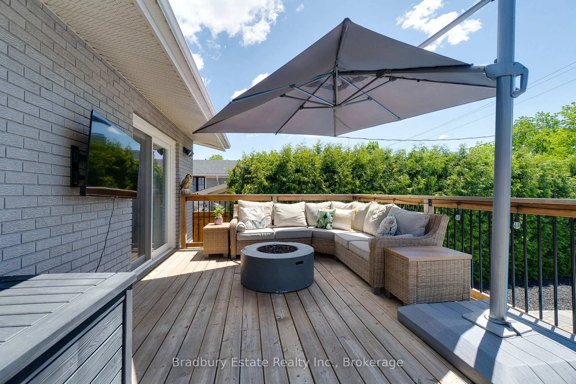 Photo 29 of 498 Wicklow Road, Burlington, Shoreacres — HOMEH