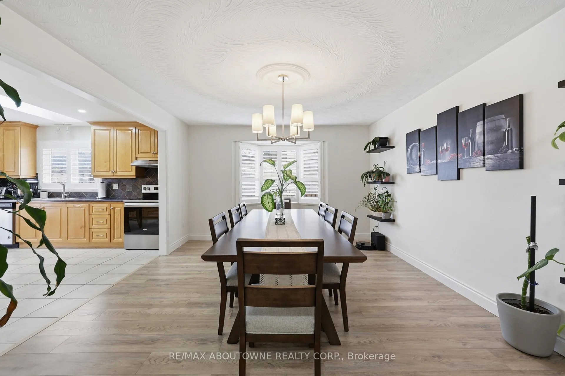 Photo 21 of 58 Kilbourn Avenue, Hamilton, Stoney Creek — HOMEH