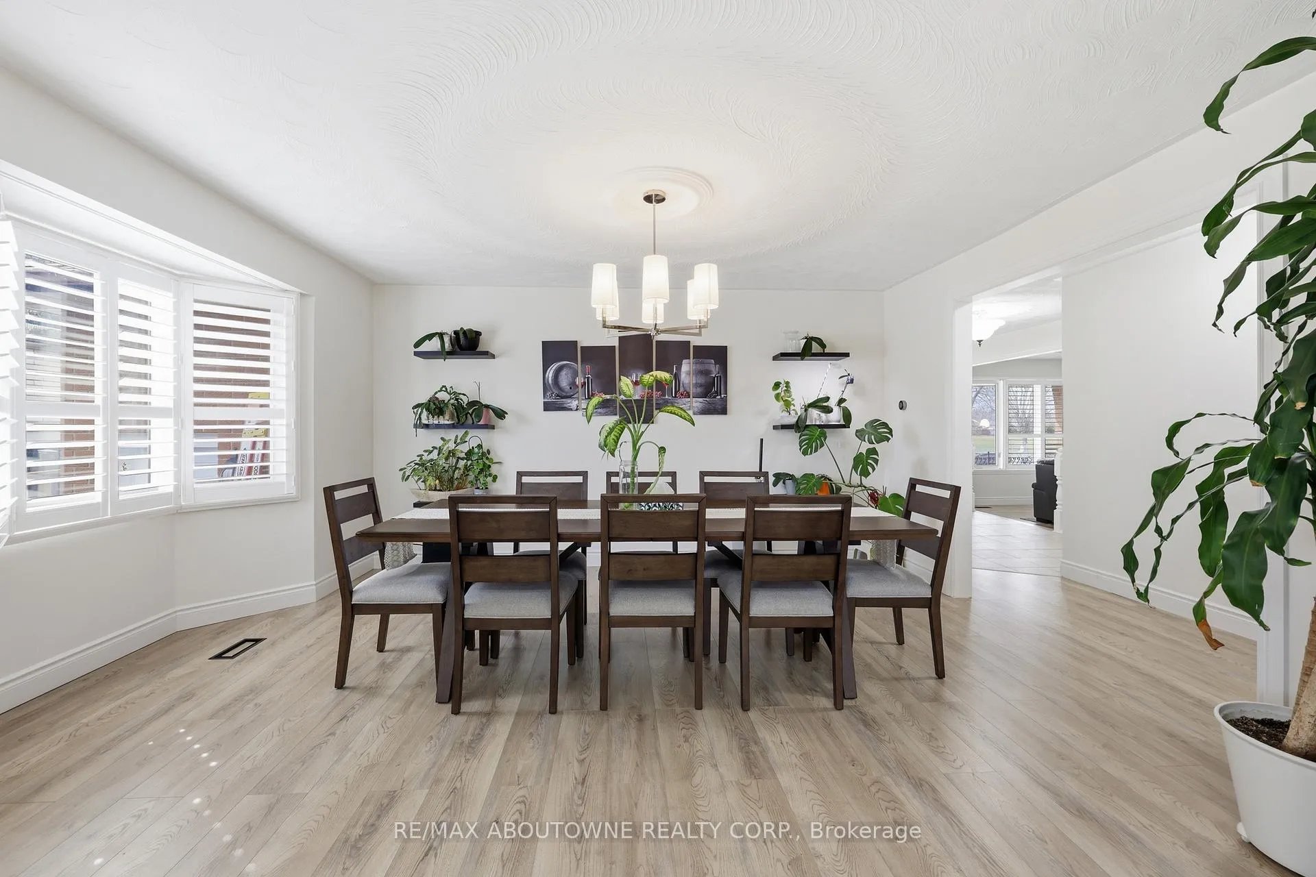 Photo 22 of 58 Kilbourn Avenue, Hamilton, Stoney Creek — HOMEH
