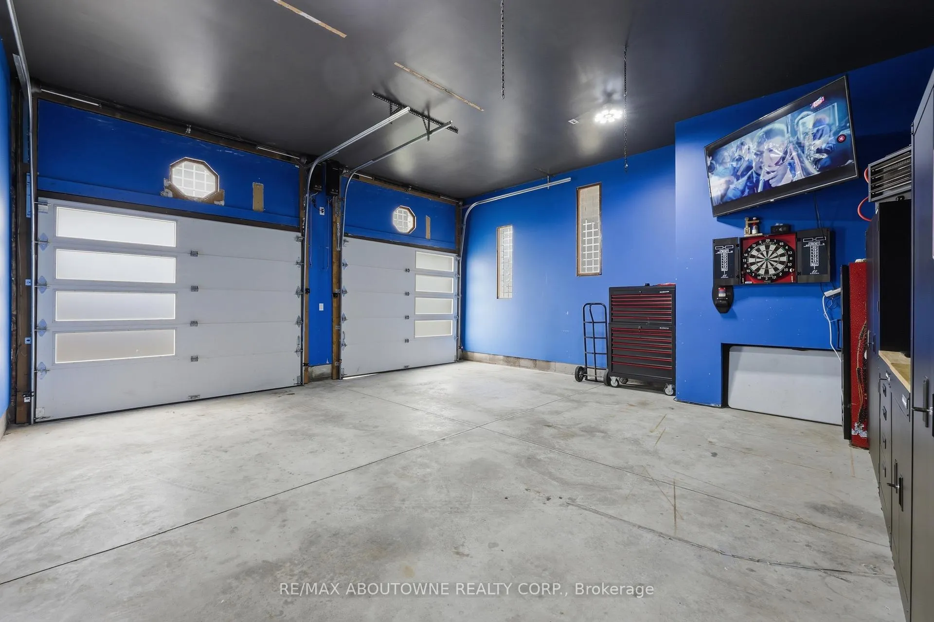 Photo 41 of 58 Kilbourn Avenue, Hamilton, Stoney Creek — HOMEH