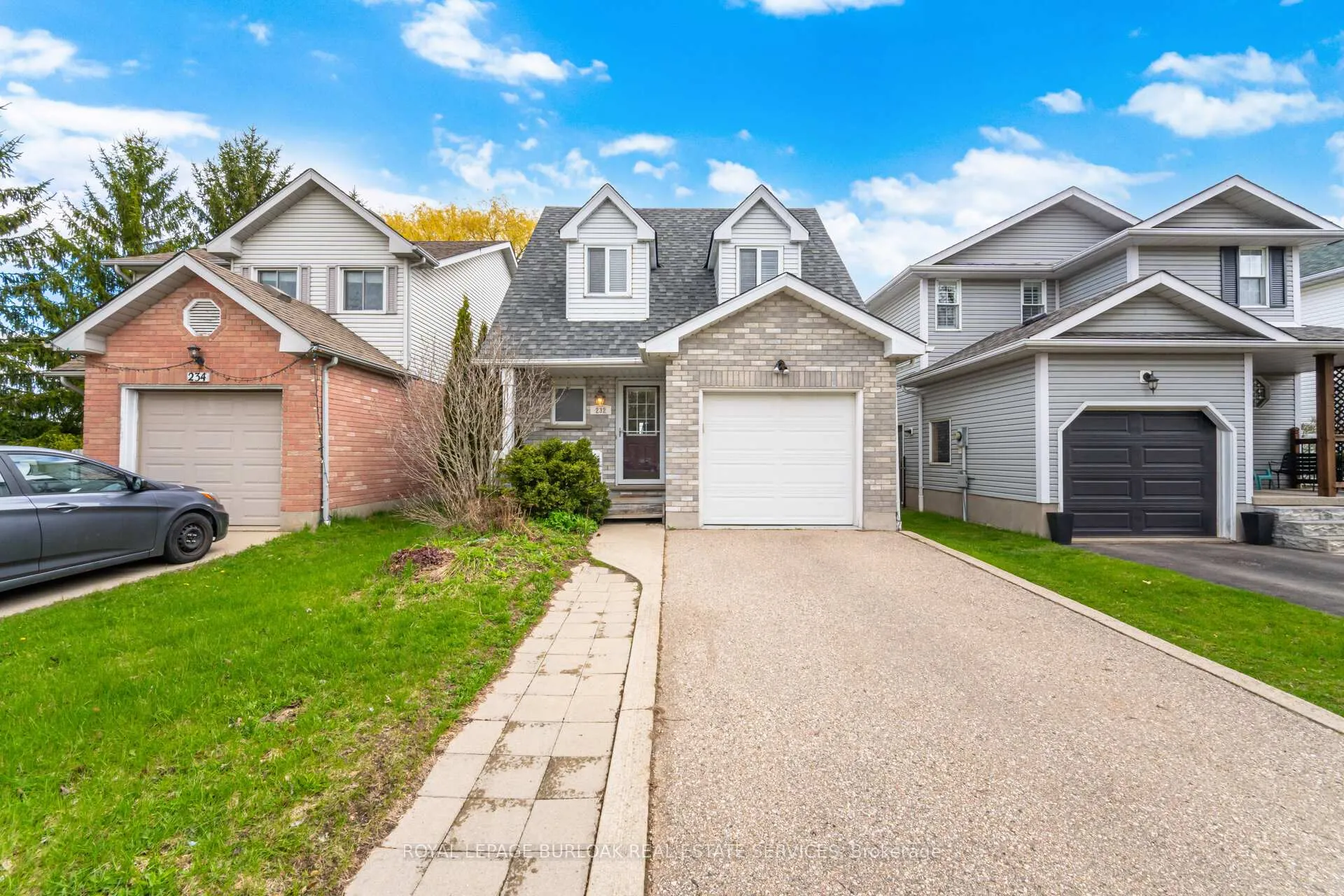 Photo 2 of 232 Auburn Drive, Waterloo — HOMEH
