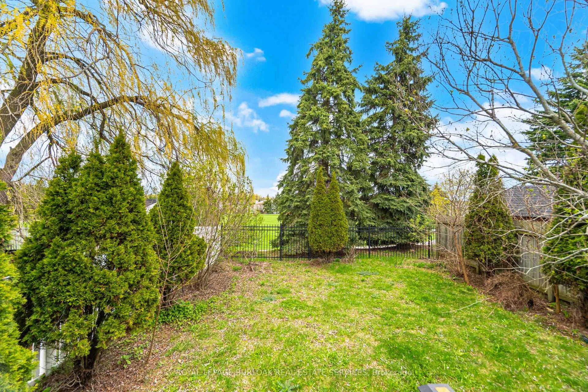 Photo 41 of 232 Auburn Drive, Waterloo — HOMEH