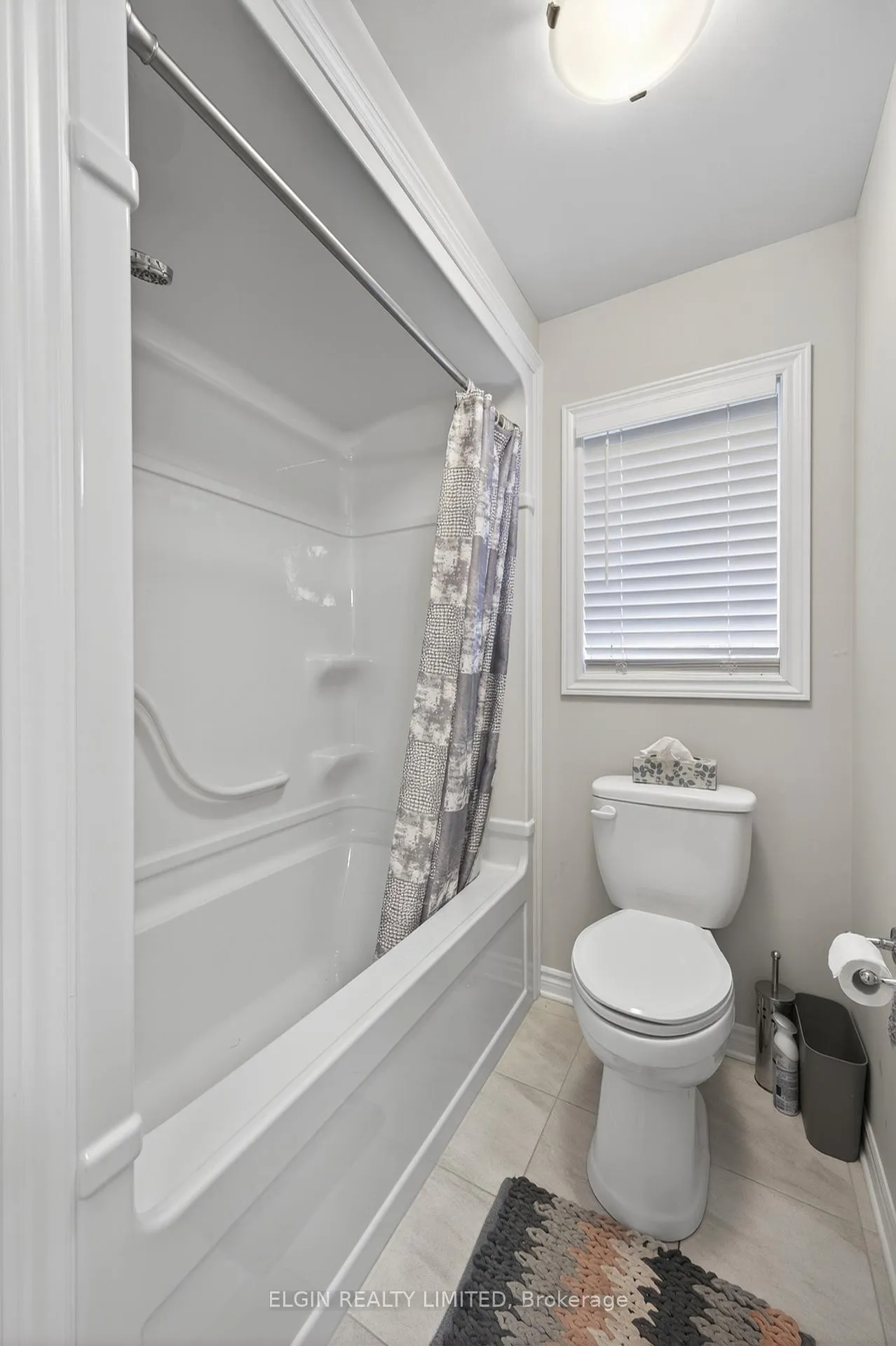 Photo 8 of 8 Ashberry Place, St. Thomas — HOMEH