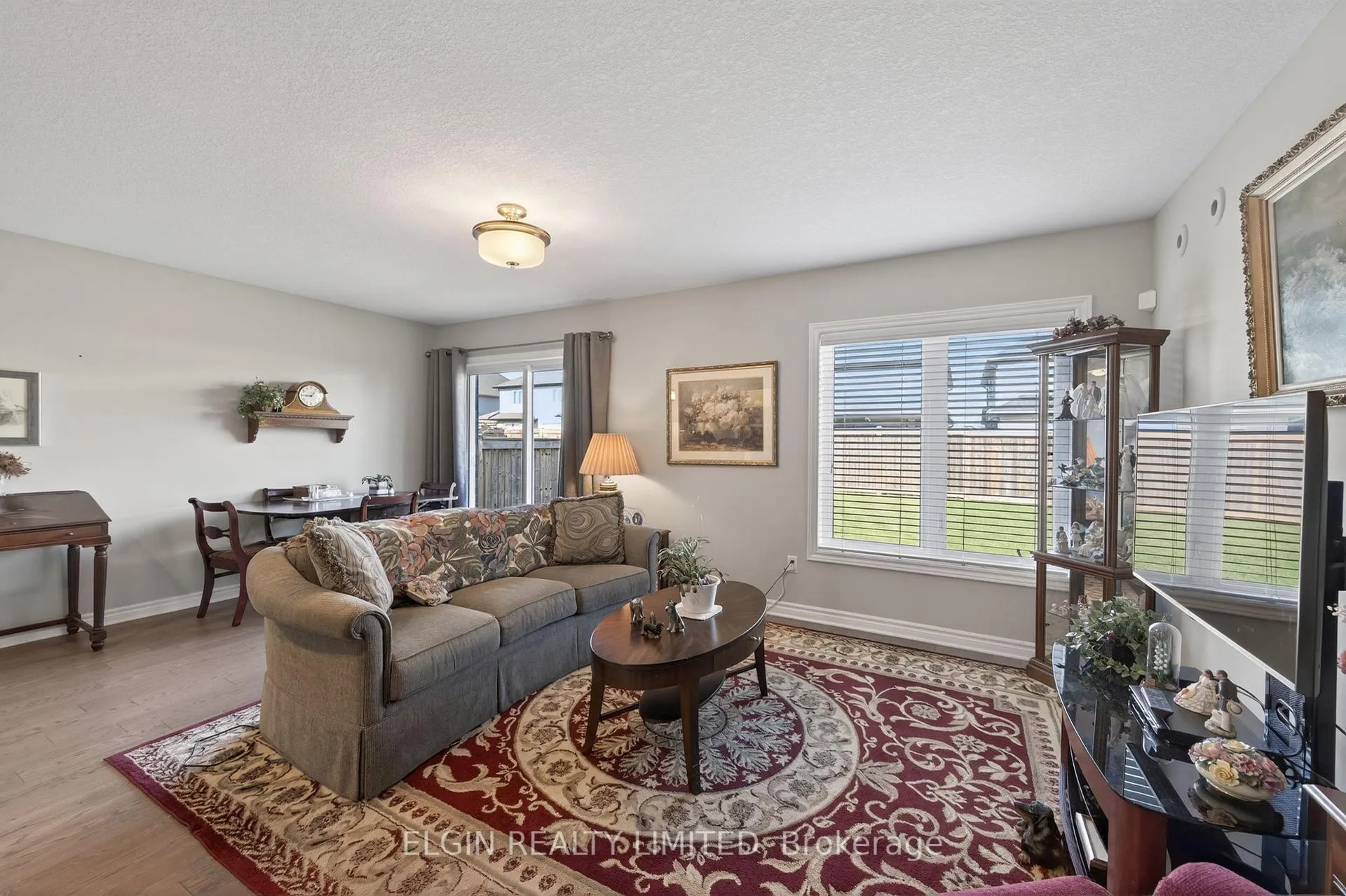 Photo 14 of 8 Ashberry Place, St. Thomas — HOMEH