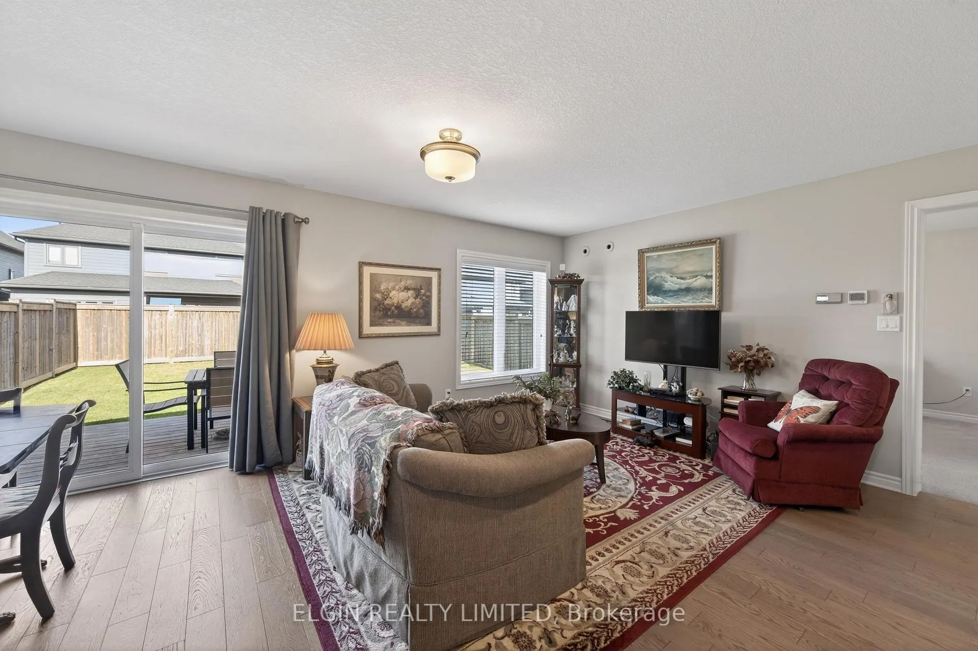 Photo 15 of 8 Ashberry Place, St. Thomas — HOMEH