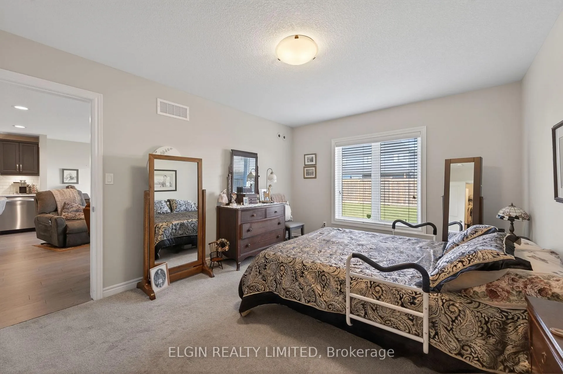 Photo 18 of 8 Ashberry Place, St. Thomas — HOMEH