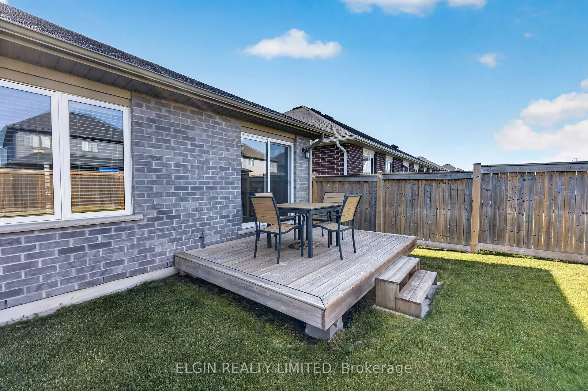 Photo 27 of 8 Ashberry Place, St. Thomas — HOMEH