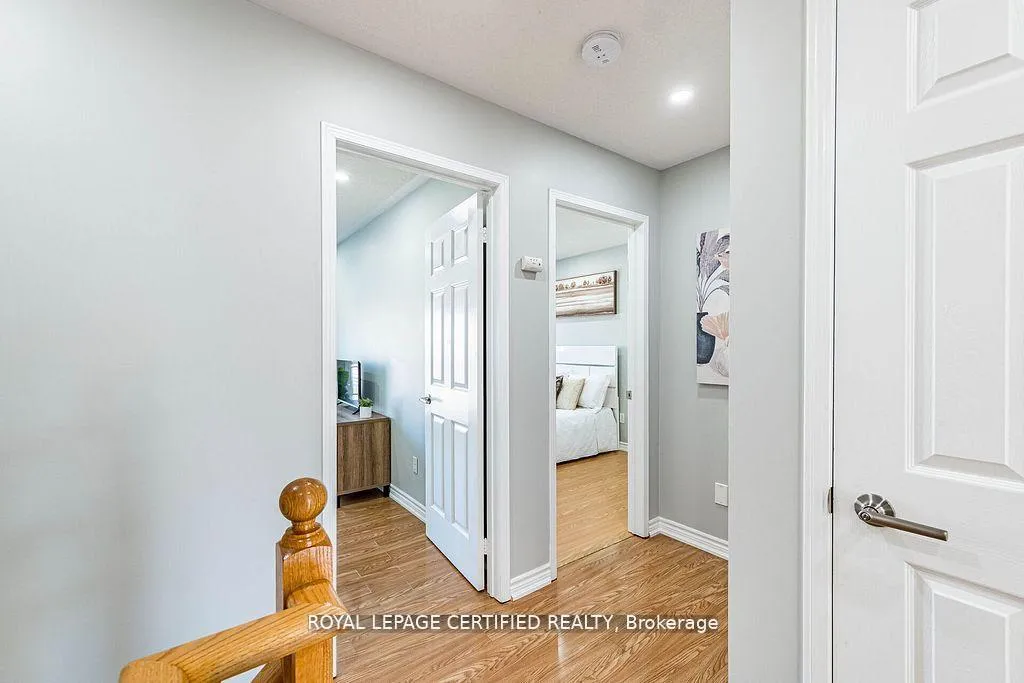 Photo 30 of 20 Harding Street, Halton Hills, Georgetown — HOMEH