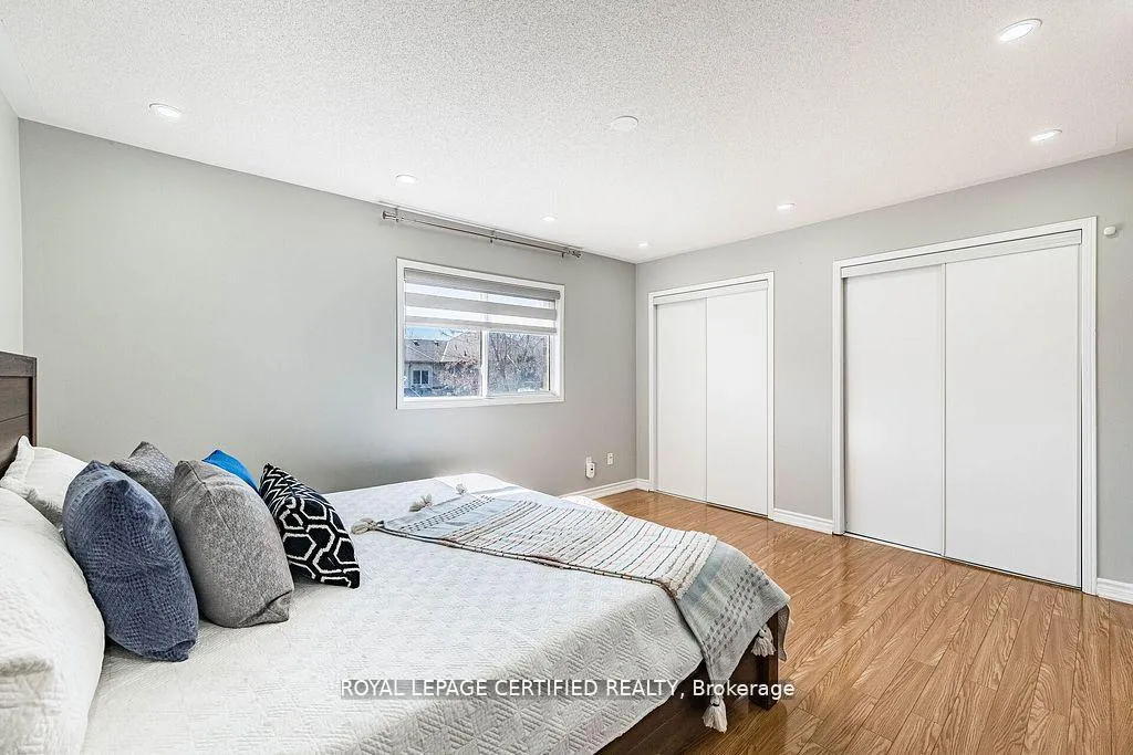 Photo 33 of 20 Harding Street, Halton Hills, Georgetown — HOMEH