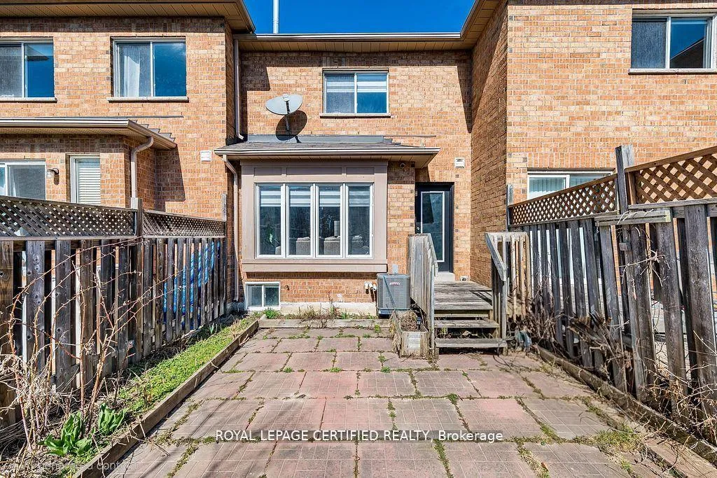 Photo 47 of 20 Harding Street, Halton Hills, Georgetown — HOMEH