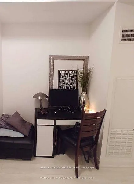 Photo 11 of Unit 302, 50 Bruyeres Mews, Toronto, Waterfront Communities — HOMEH