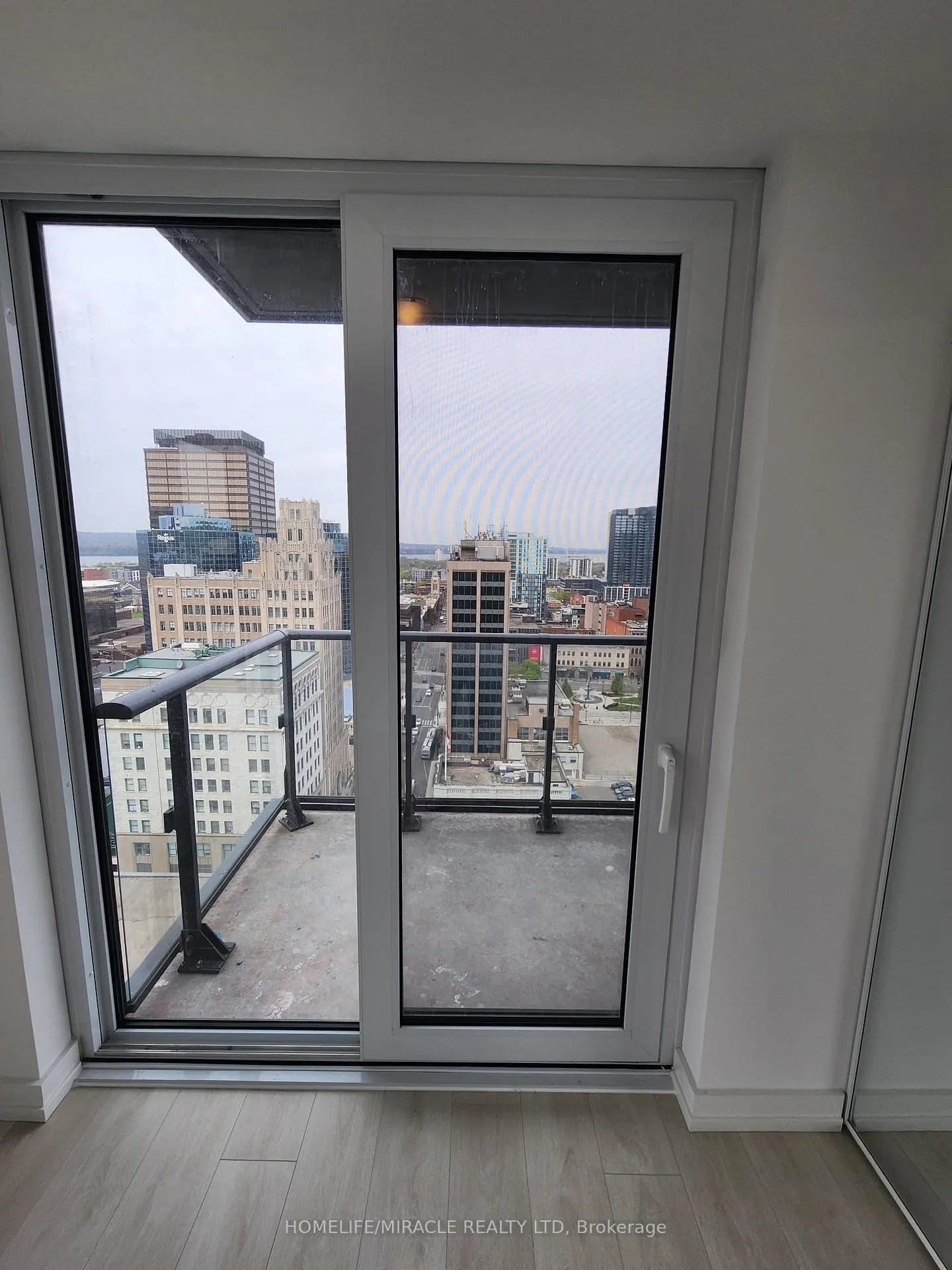 Photo 10 of Unit 1802, 75 James Street, Hamilton, Corktown — HOMEH