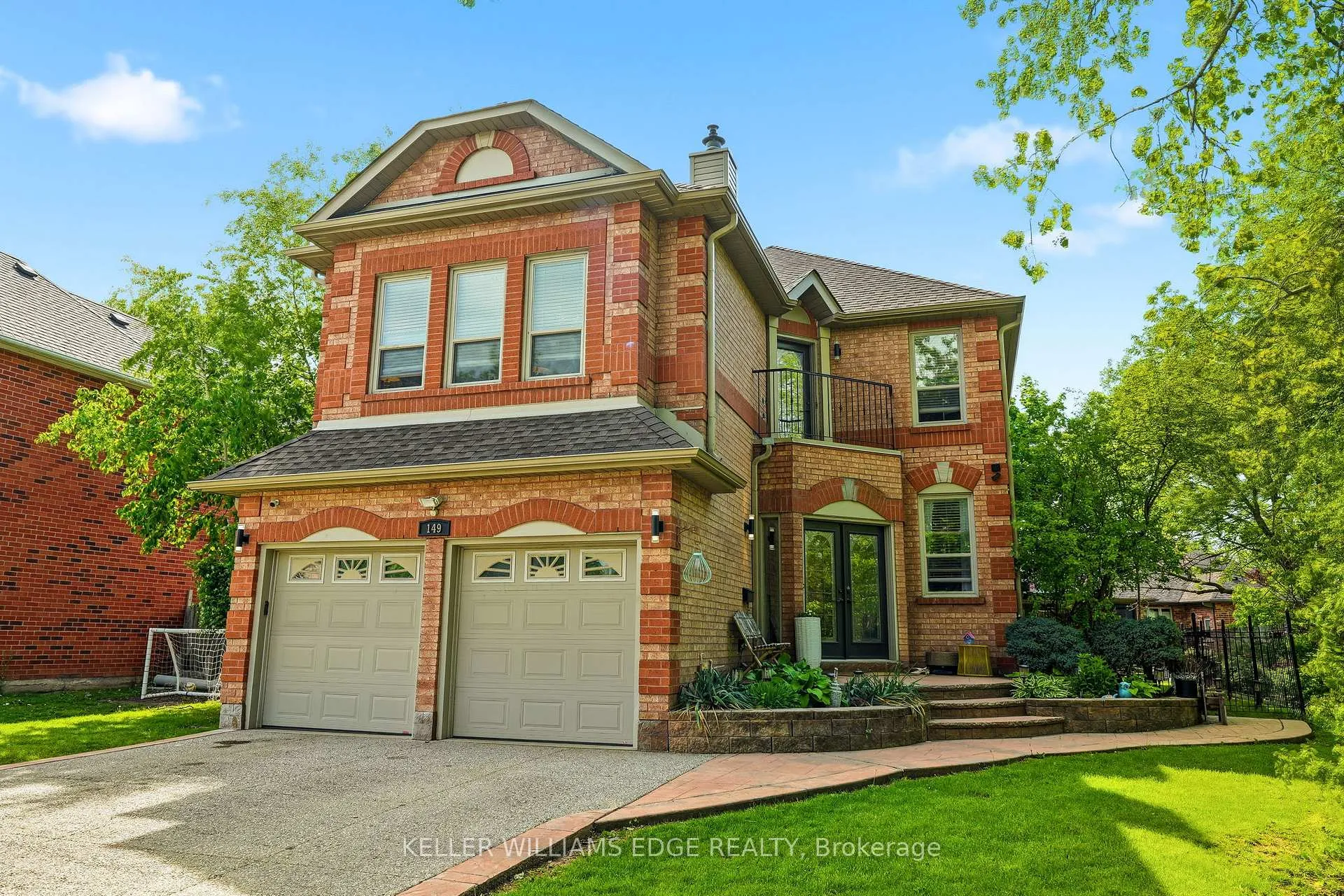 Photo 1 of 149 Cove Crescent, Hamilton, Lakeshore — HOMEH