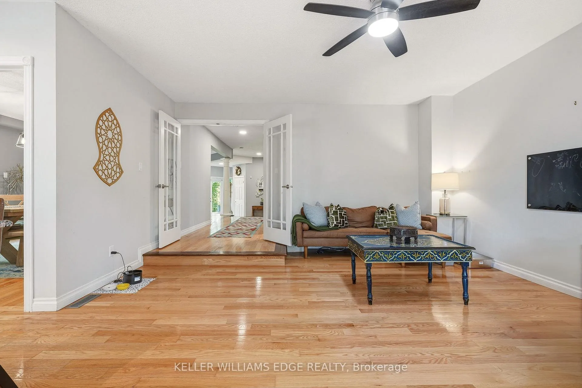 Photo 12 of 149 Cove Crescent, Hamilton, Lakeshore — HOMEH