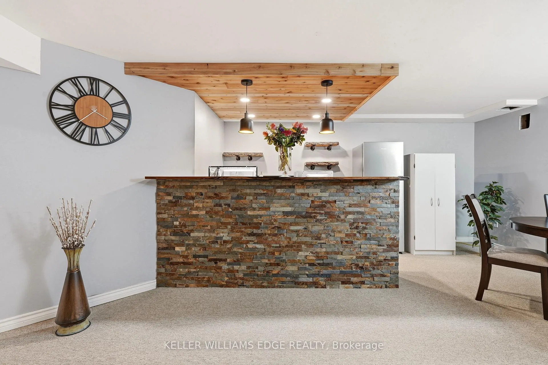 Photo 30 of 149 Cove Crescent, Hamilton, Lakeshore — HOMEH