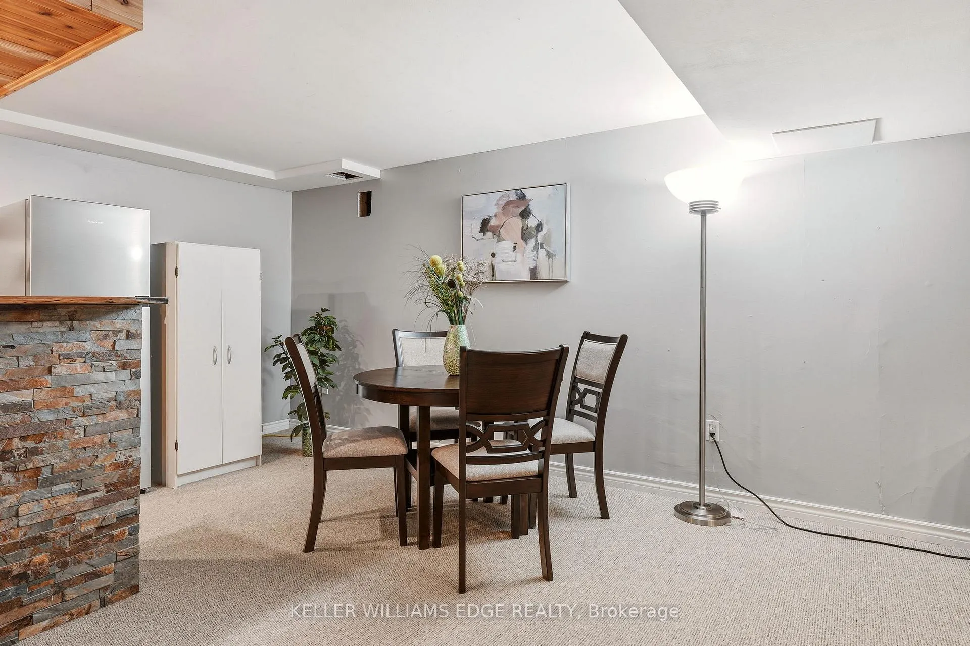 Photo 33 of 149 Cove Crescent, Hamilton, Lakeshore — HOMEH