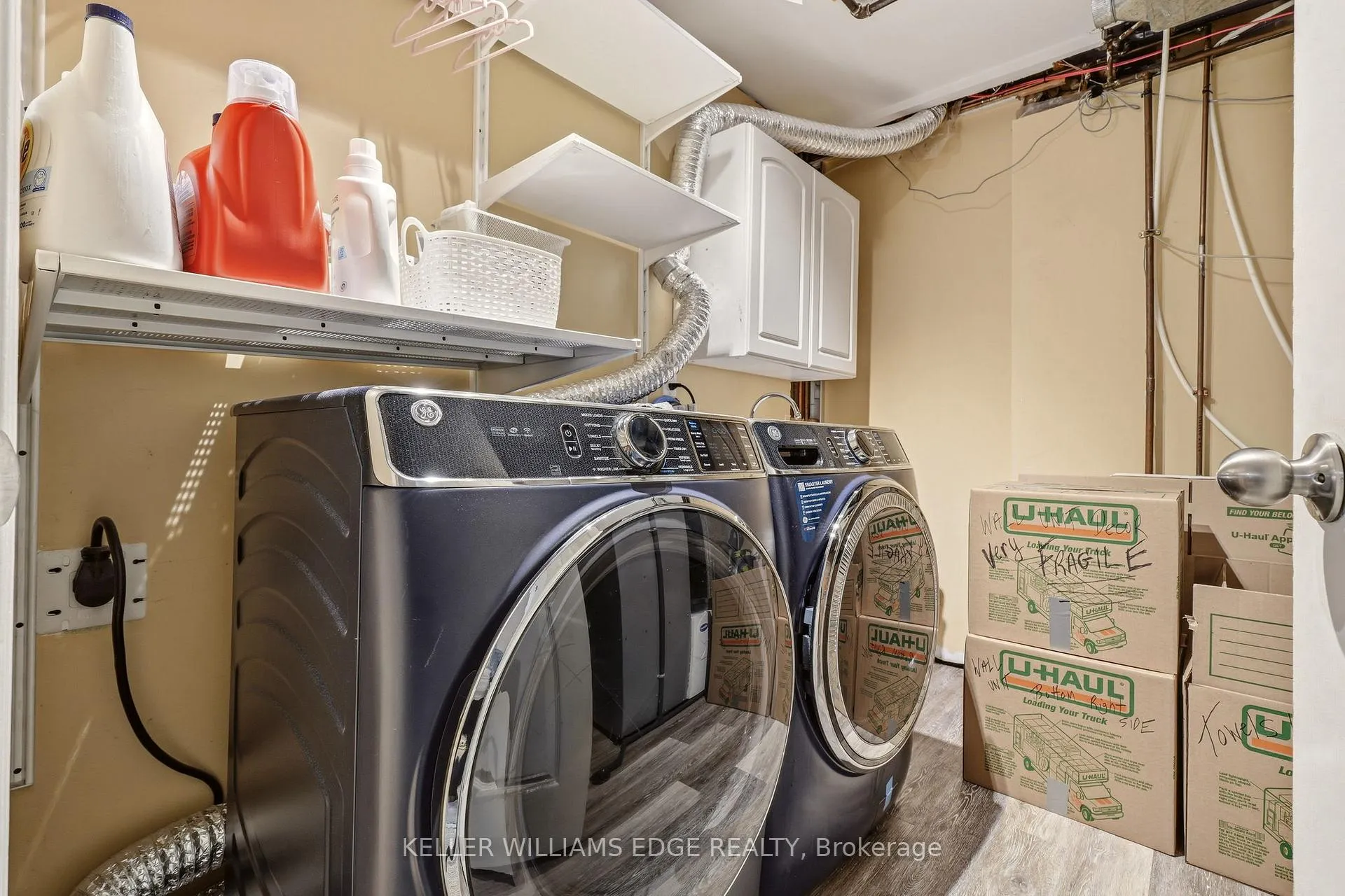 Photo 36 of 149 Cove Crescent, Hamilton, Lakeshore — HOMEH
