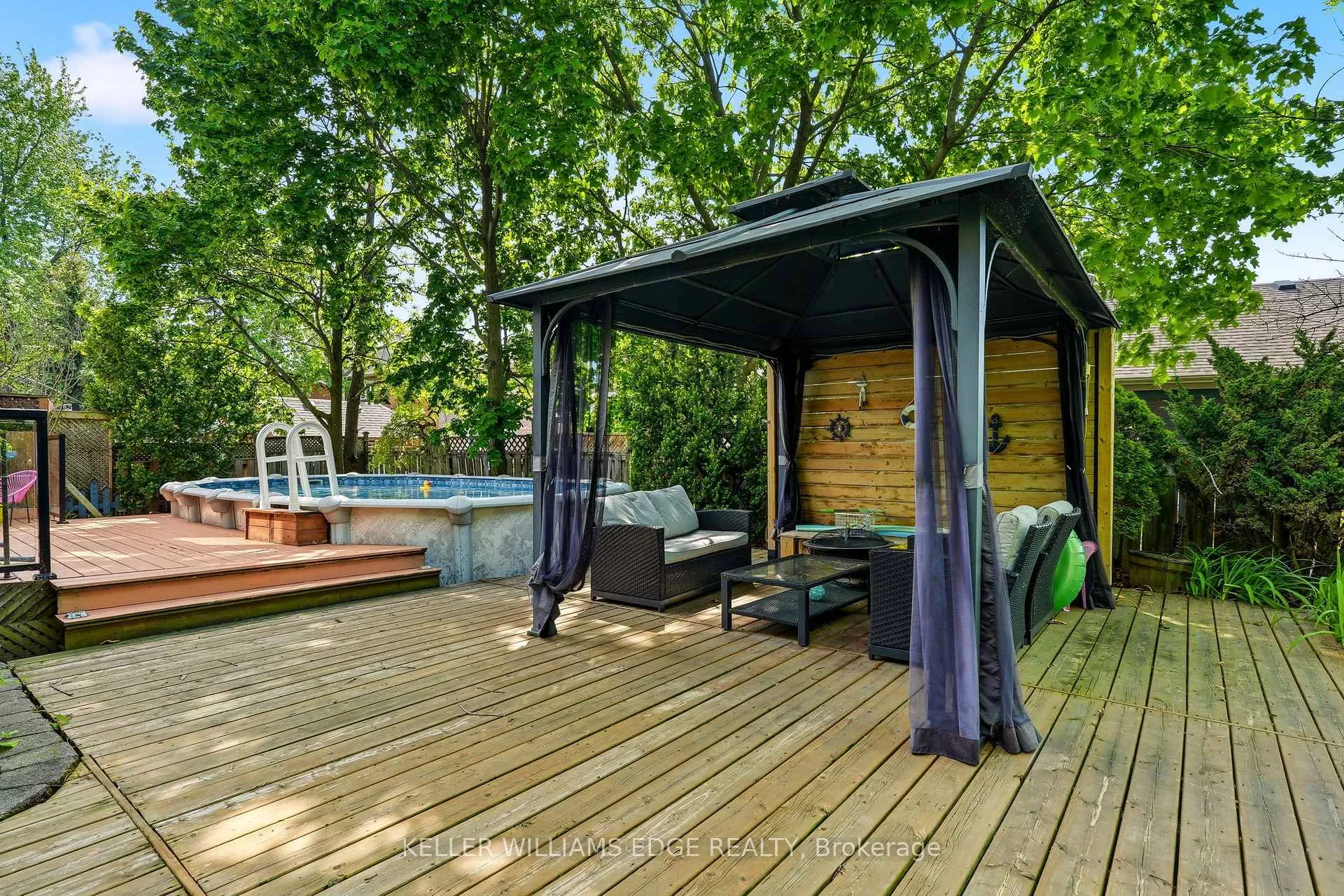Photo 41 of 149 Cove Crescent, Hamilton, Lakeshore — HOMEH