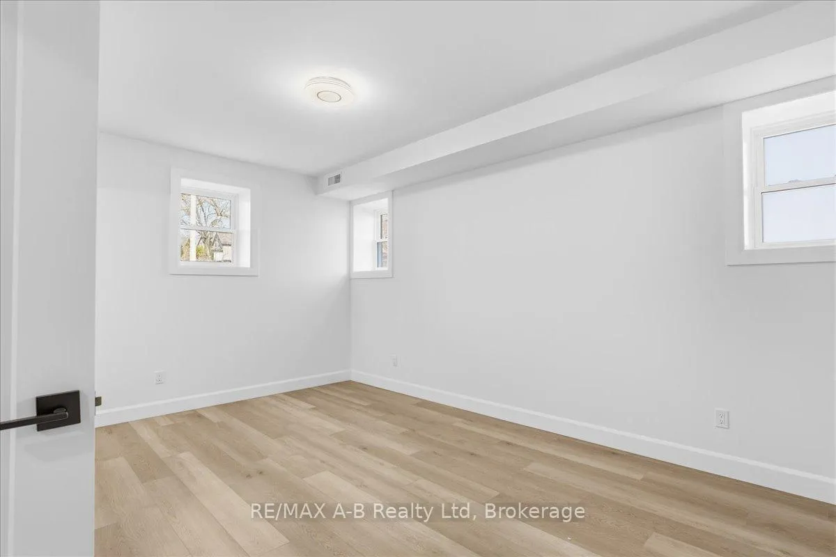 Photo 11 of Unit 1, 74A Church Street, Stratford — HOMEH