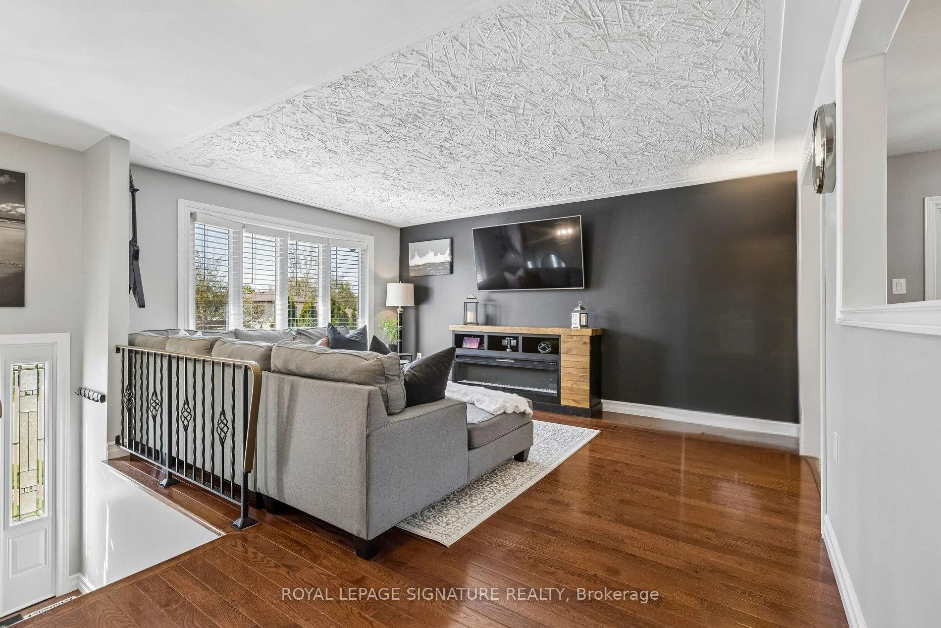 Photo 7 of 618 Fern Road, Waterloo, North Lakeshore — HOMEH