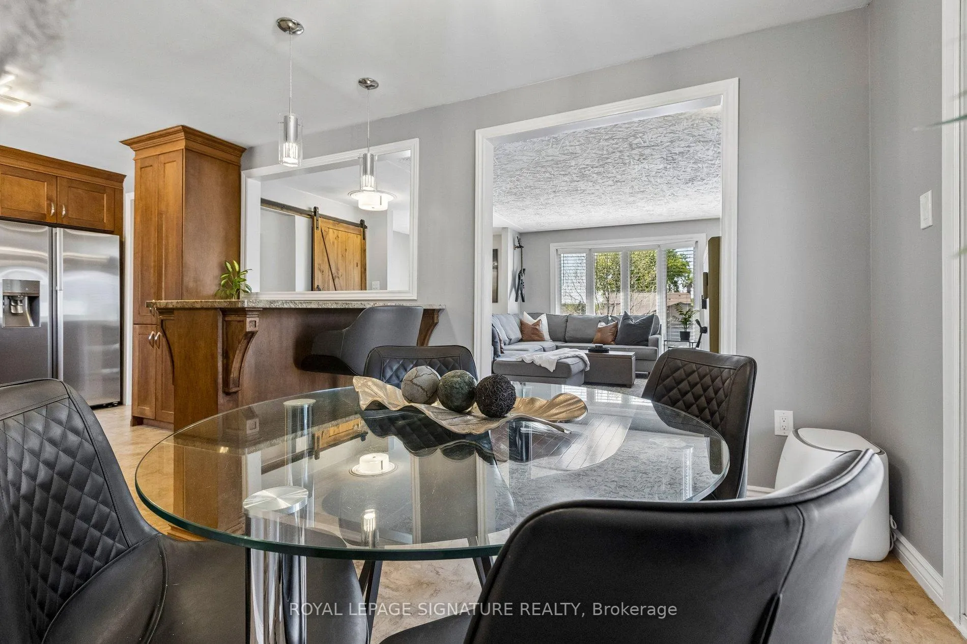 Photo 14 of 618 Fern Road, Waterloo, North Lakeshore — HOMEH