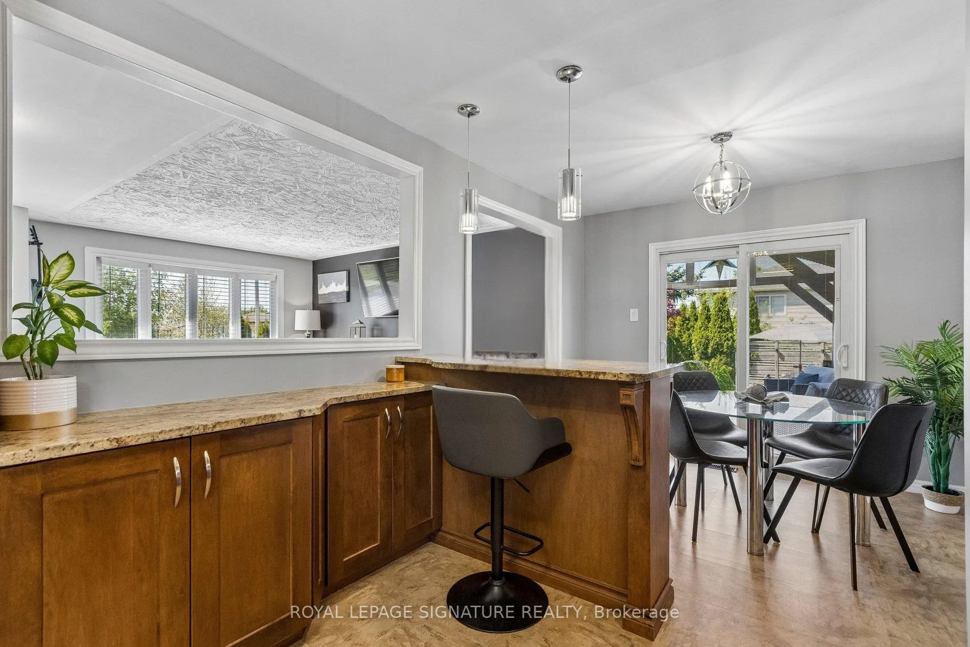 Photo 17 of 618 Fern Road, Waterloo, North Lakeshore — HOMEH