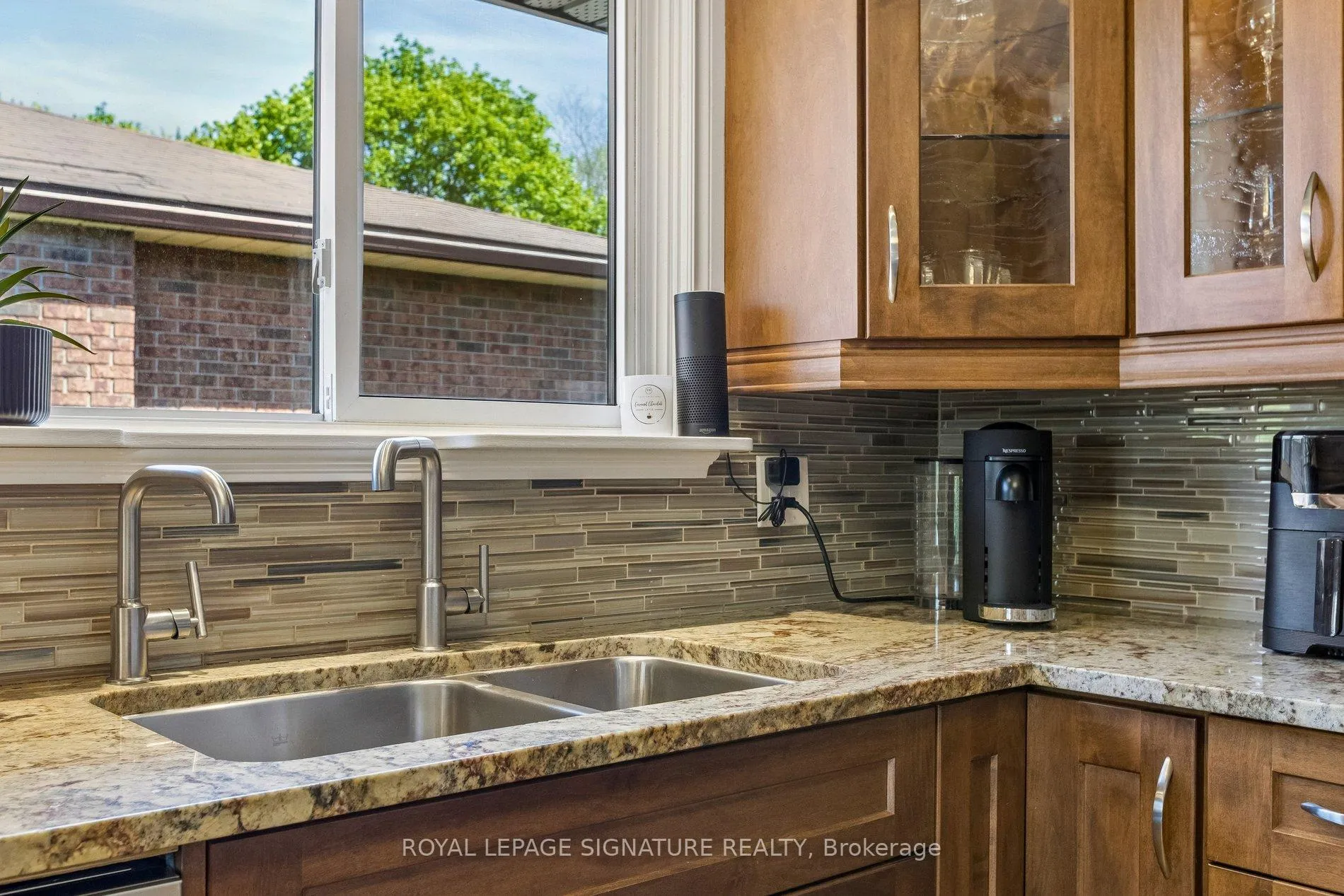 Photo 20 of 618 Fern Road, Waterloo, North Lakeshore — HOMEH