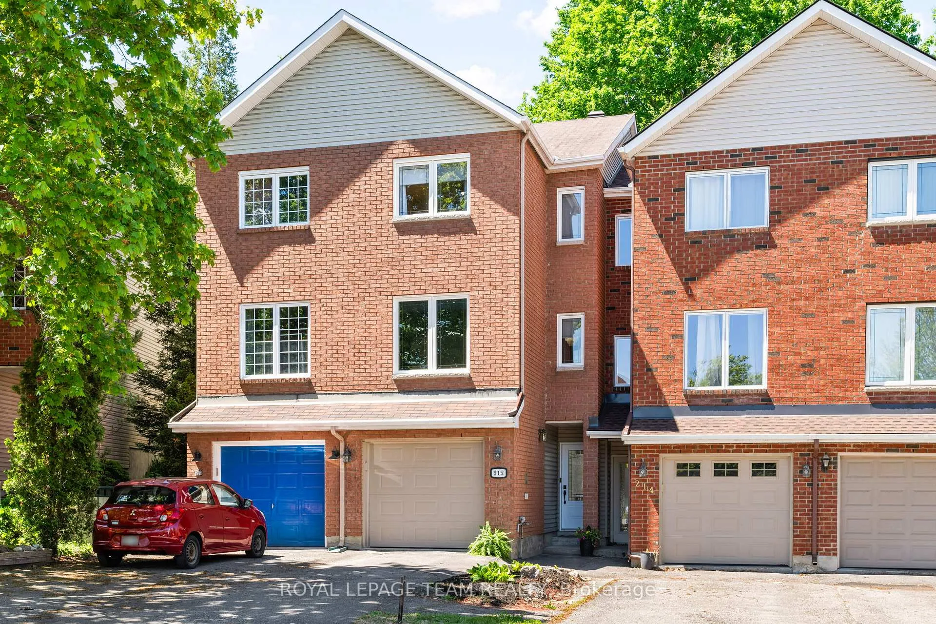Front of 212 Provender Avenue