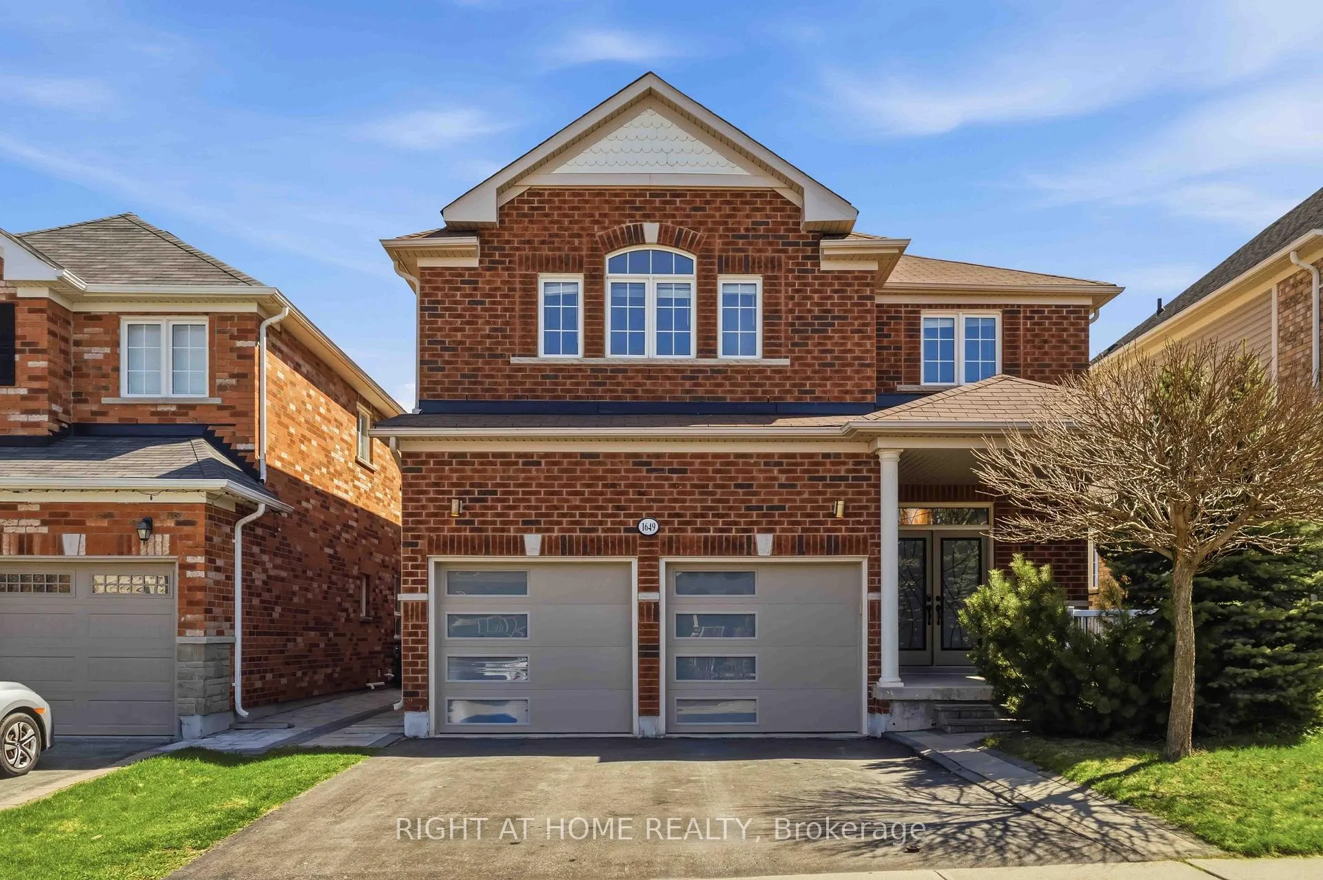 Front of 1649 Quail Run Drive