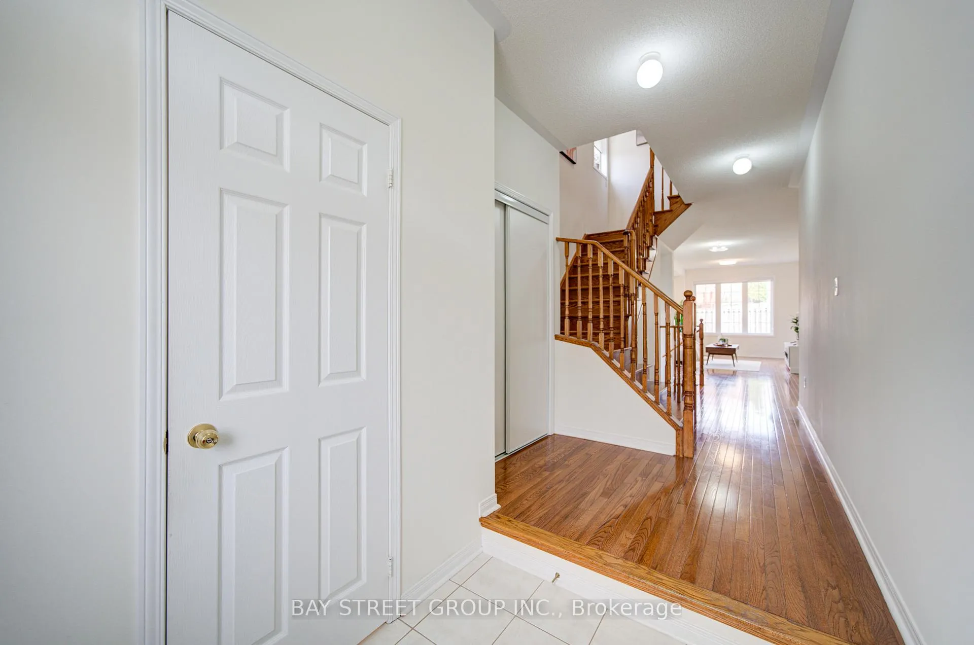 Photo 5 of 82 Coleluke Lane, Markham, Middlefield — HOMEH