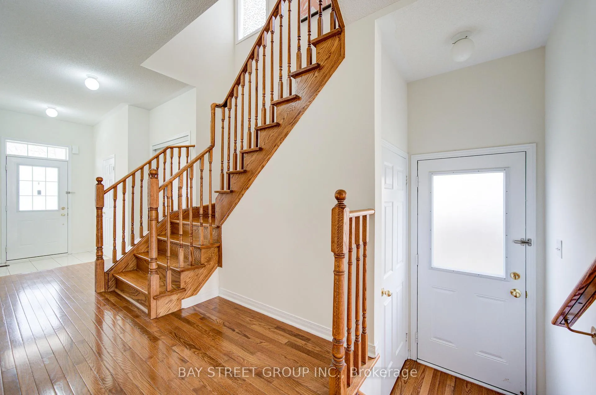 Photo 9 of 82 Coleluke Lane, Markham, Middlefield — HOMEH
