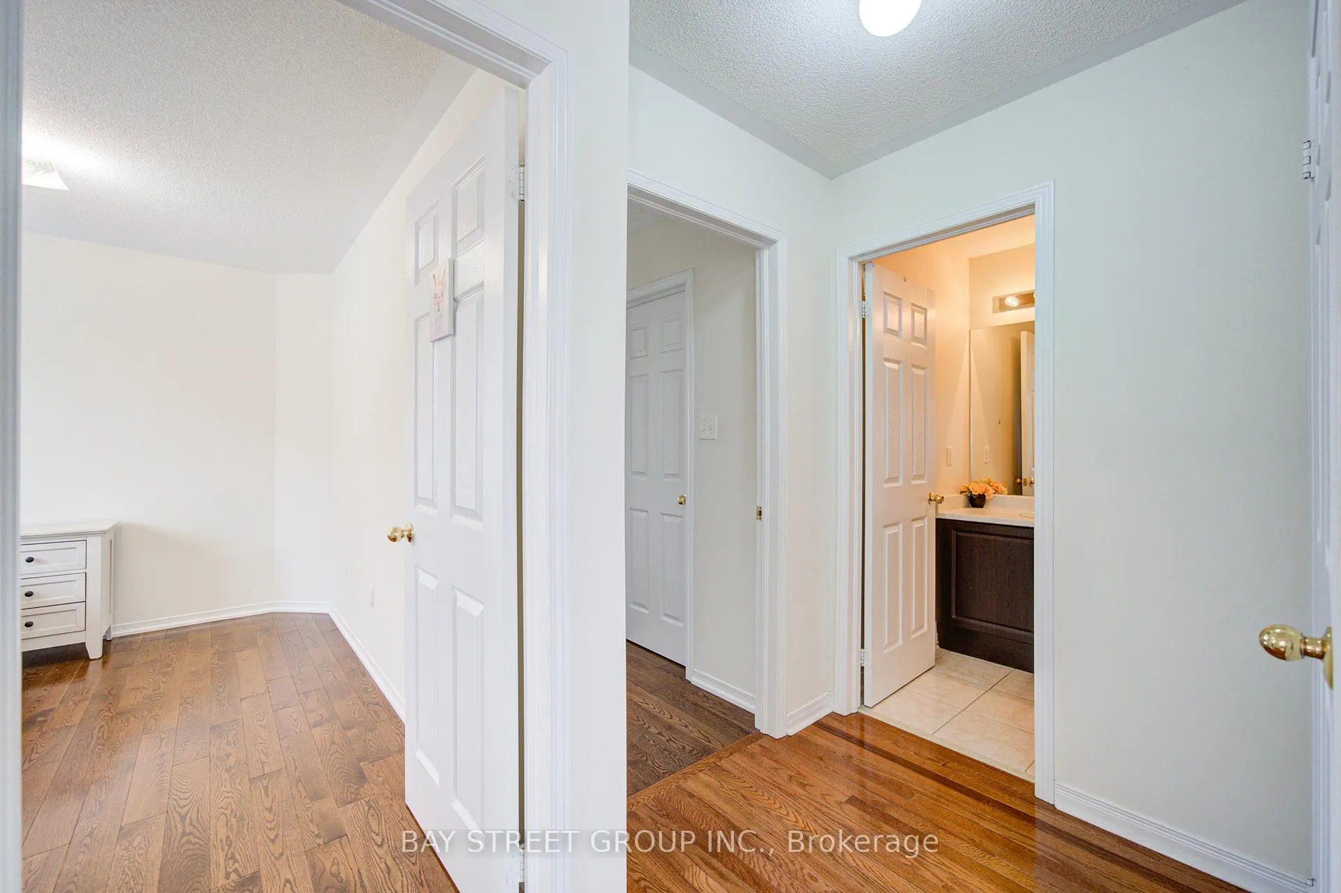 Photo 23 of 82 Coleluke Lane, Markham, Middlefield — HOMEH