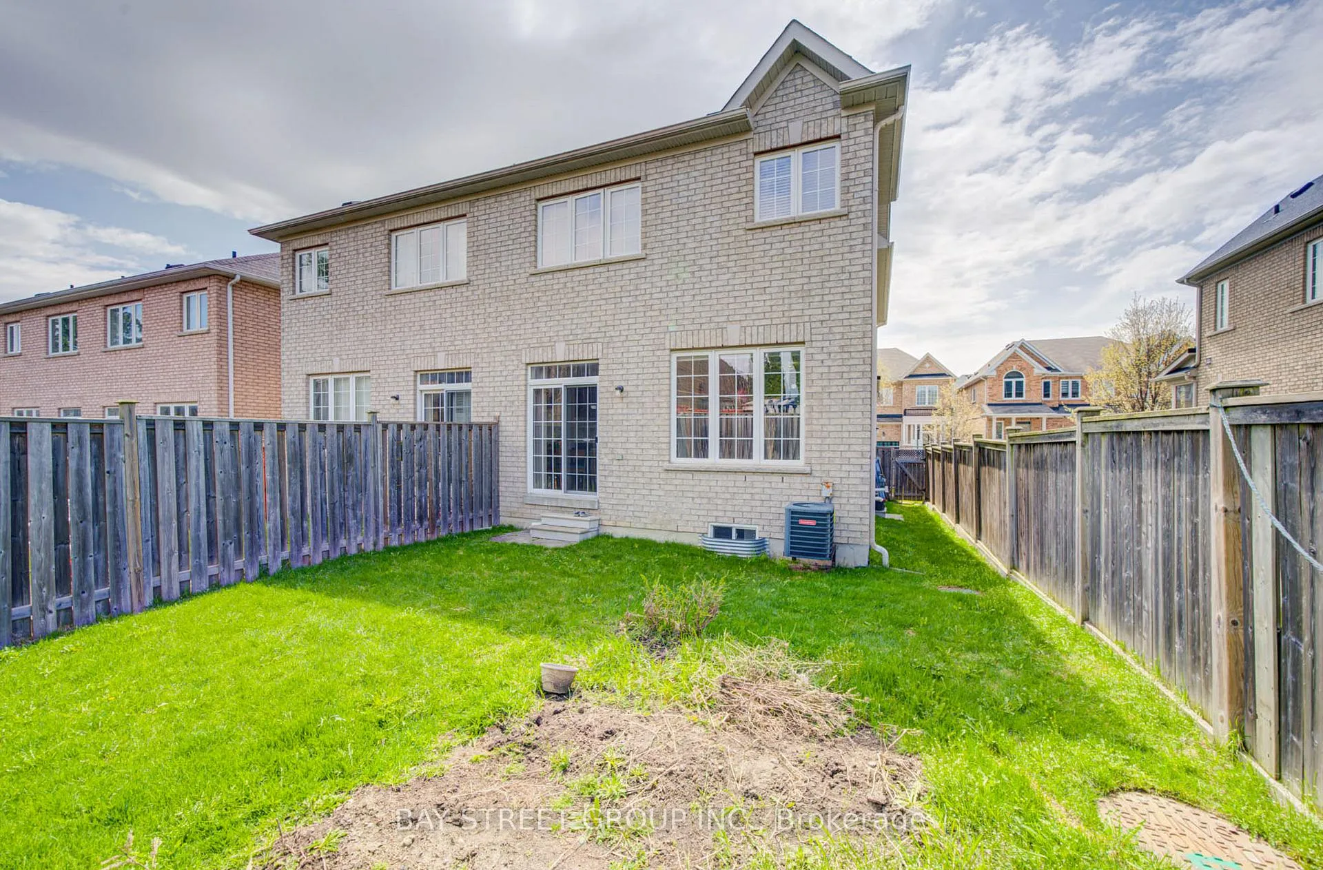 Photo 47 of 82 Coleluke Lane, Markham, Middlefield — HOMEH