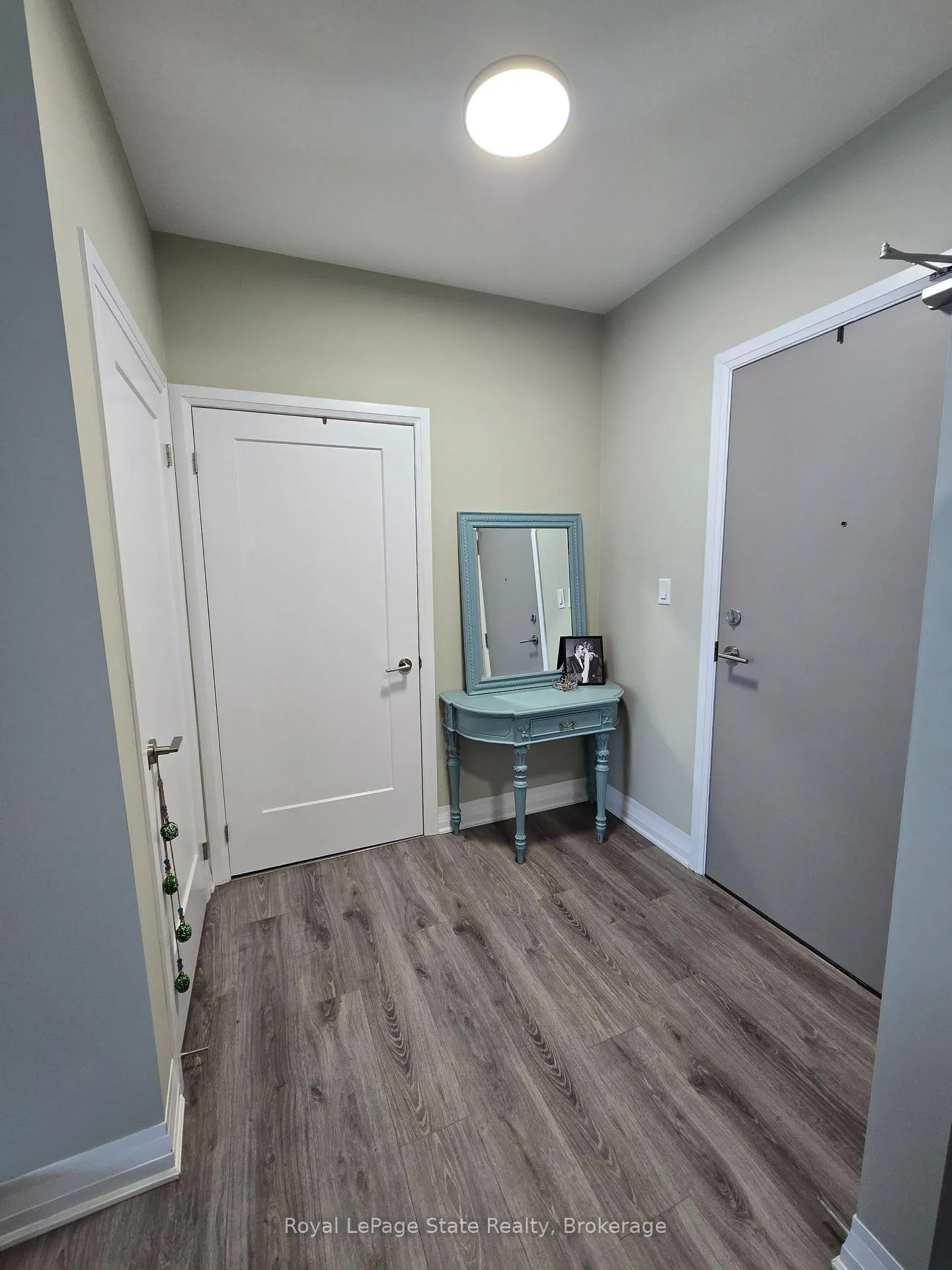 Photo 2 of Unit 521, 10 Concord Place, Grimsby, Grimsby Beach — HOMEH