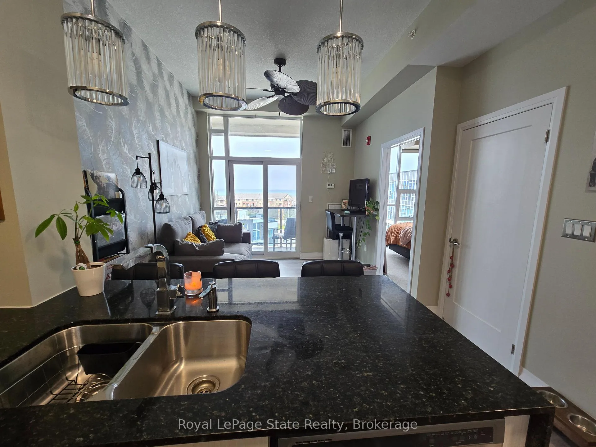 Photo 5 of Unit 521, 10 Concord Place, Grimsby, Grimsby Beach — HOMEH