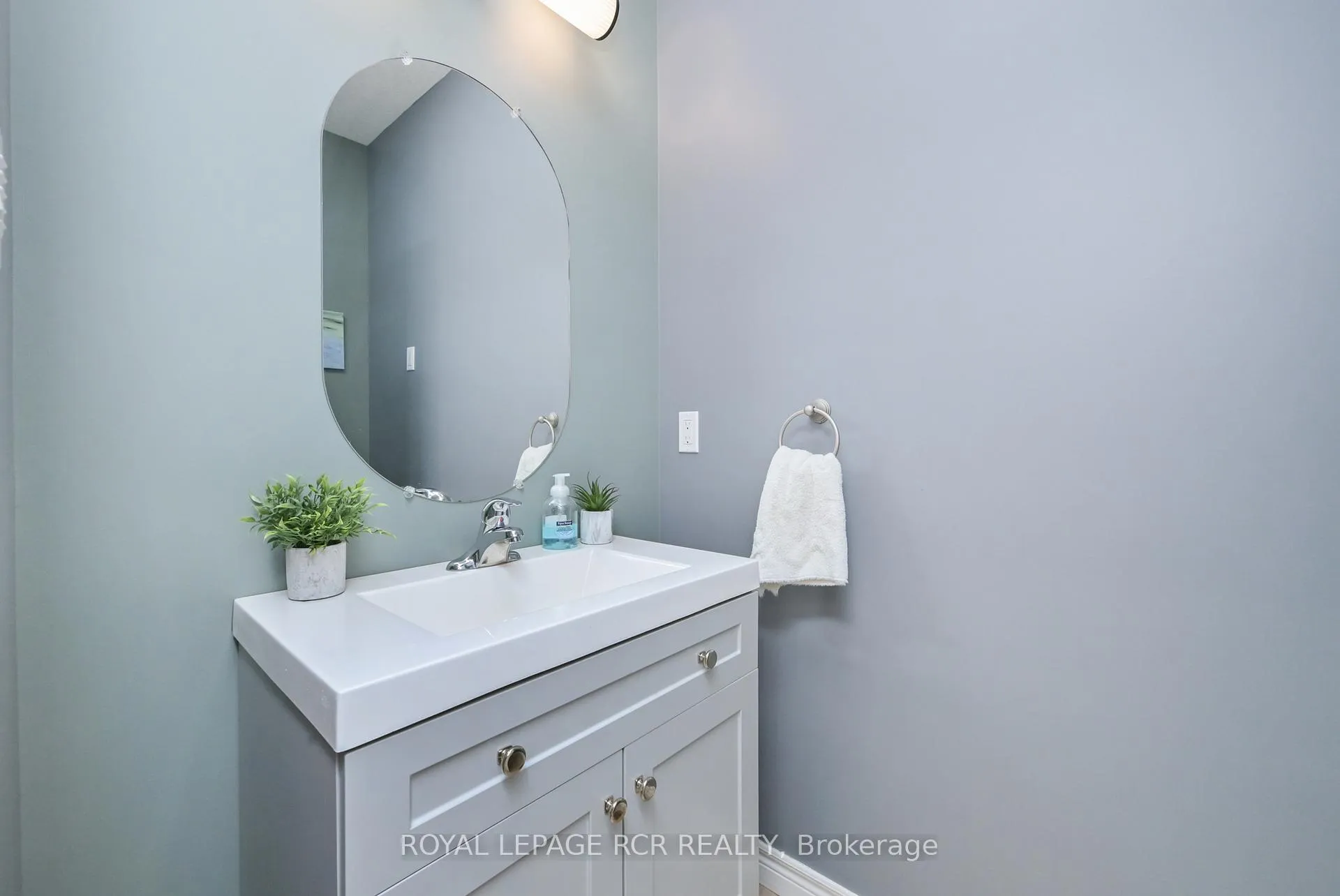 Photo 14 of 399 Rintoul Crescent, Shelburne — HOMEH